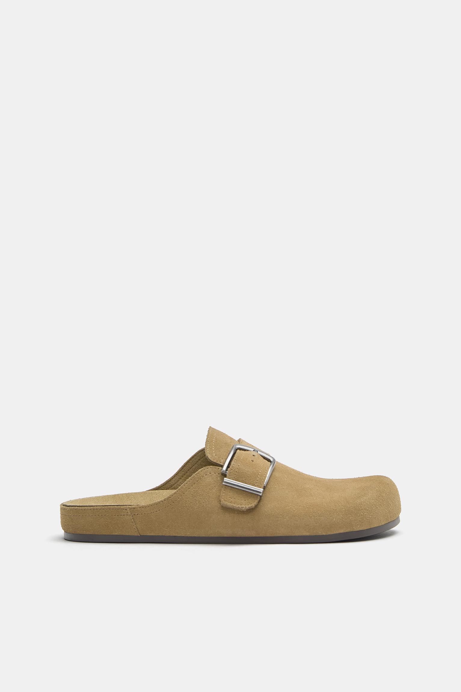 Leather buckle clogs — Sand