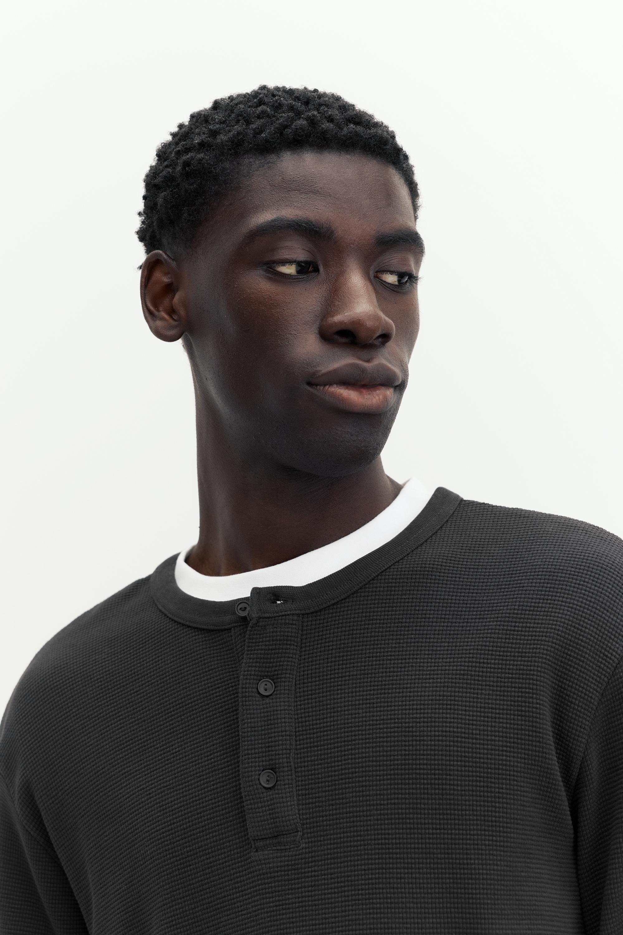 Waffle-knit long sleeve T-shirt — Anthracite grey