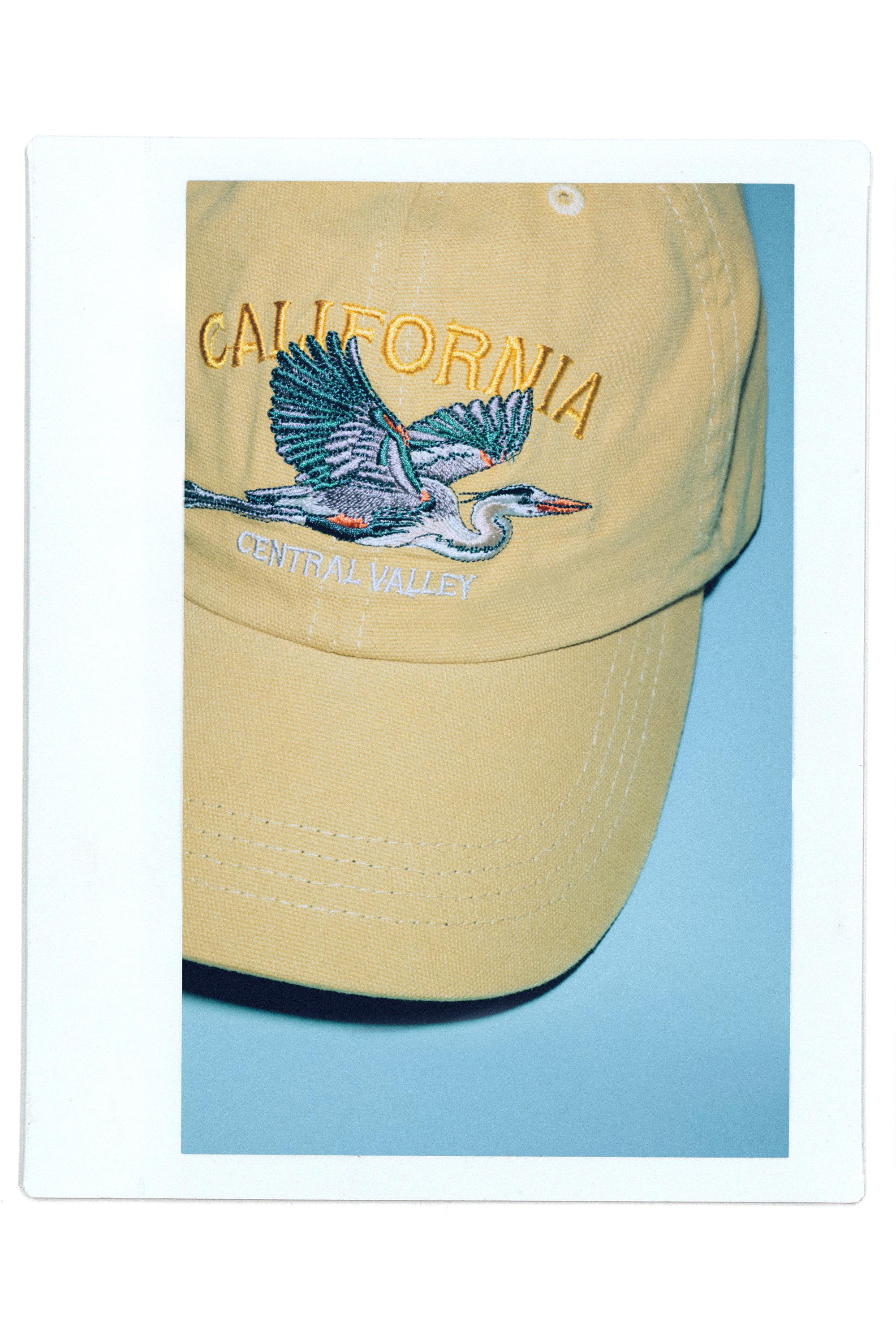 California embroidered cap — Mustard