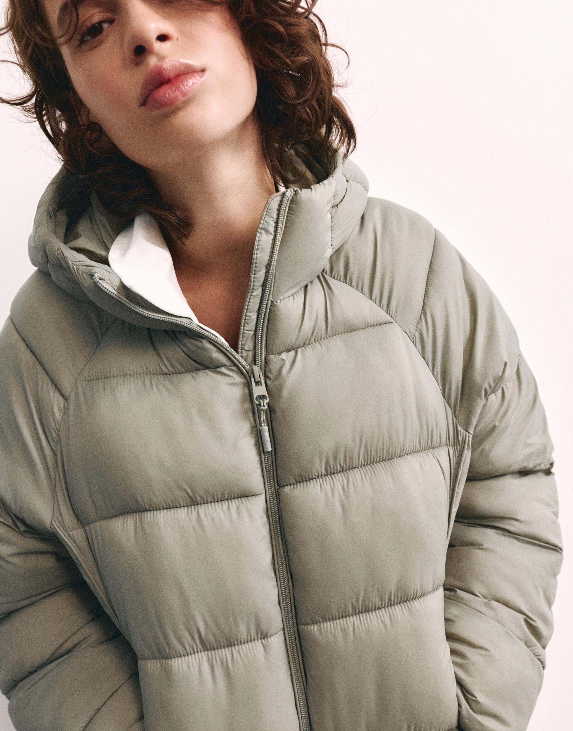 Hooded puffer jacket — Pale khaki