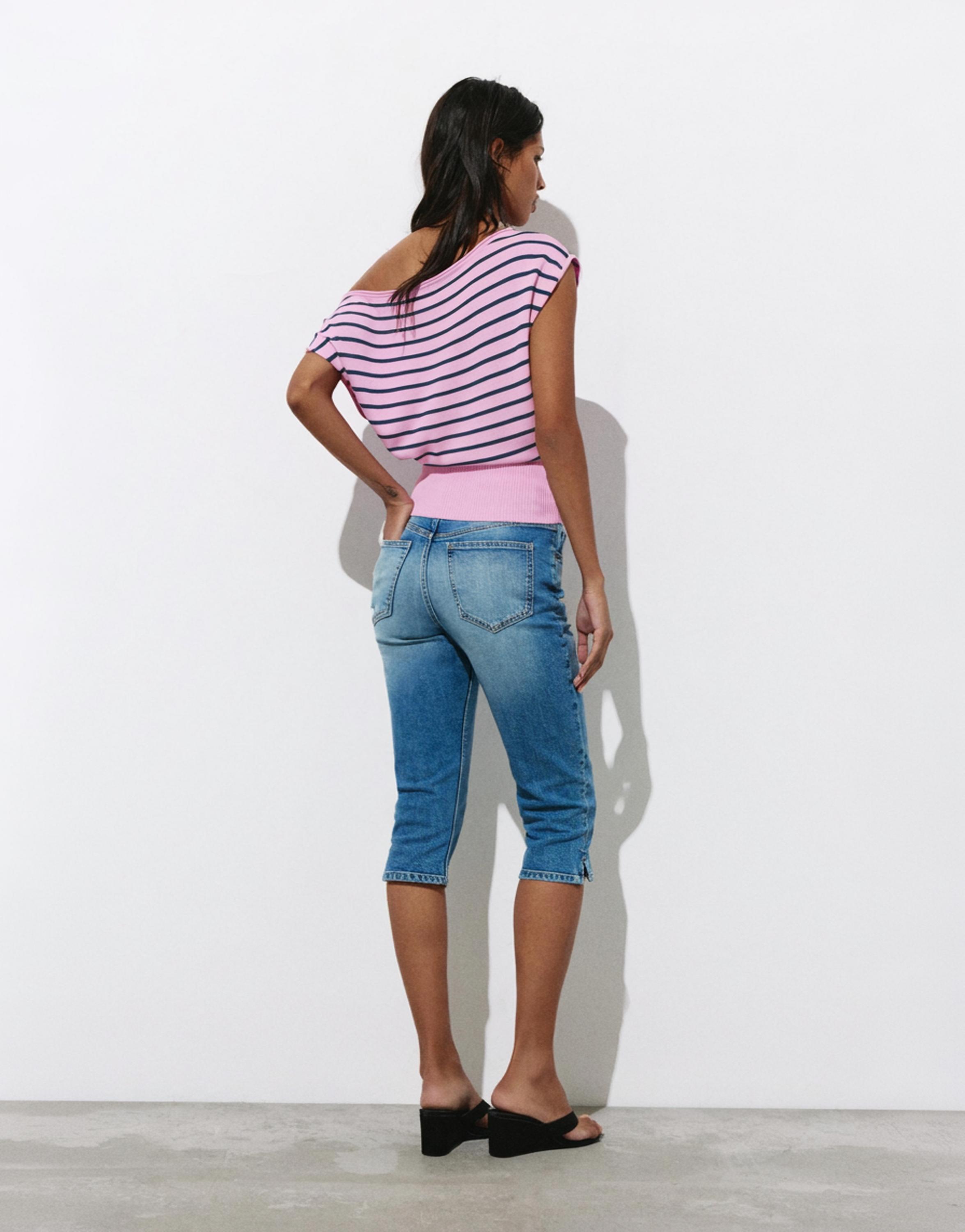 Asymmetric knit T-shirt — Pink