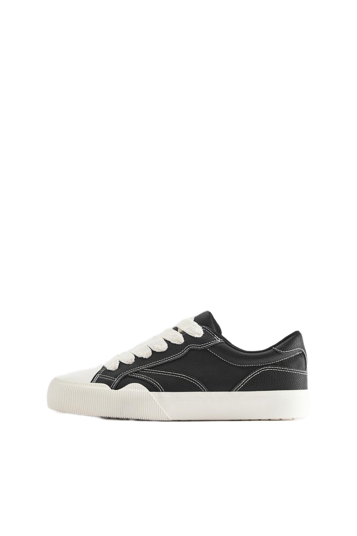Casual stitched trainers — Black