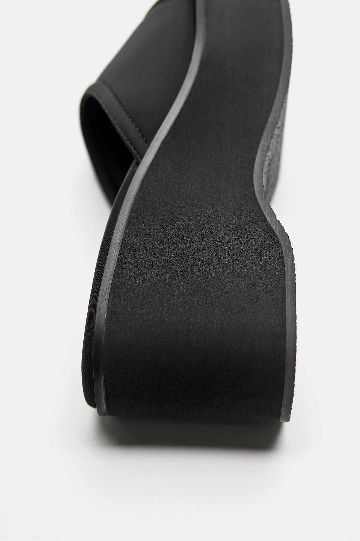 Platform wedge sandals — Black