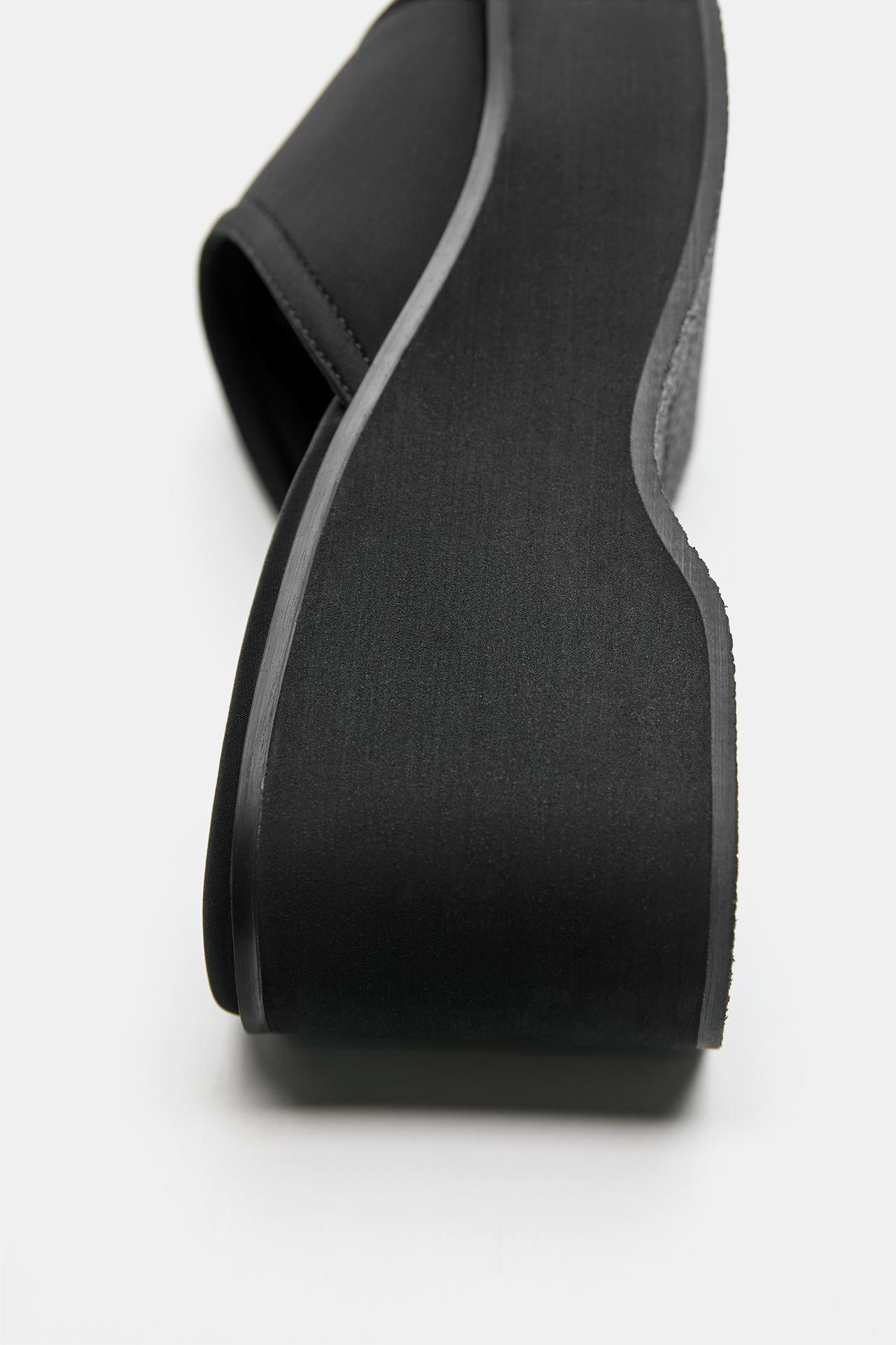 Platform wedge sandals — Black