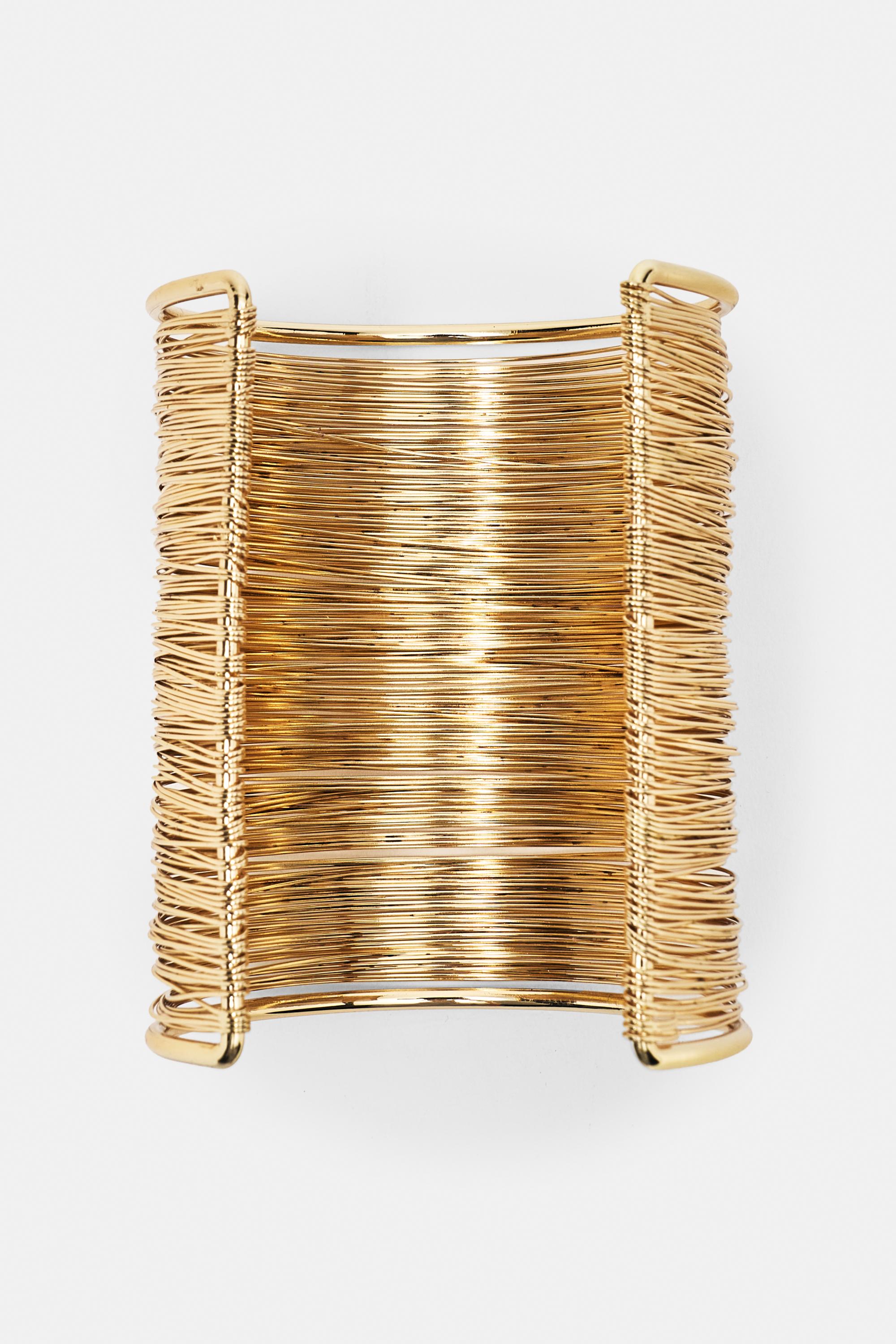 Multi-strand bangle — Gold