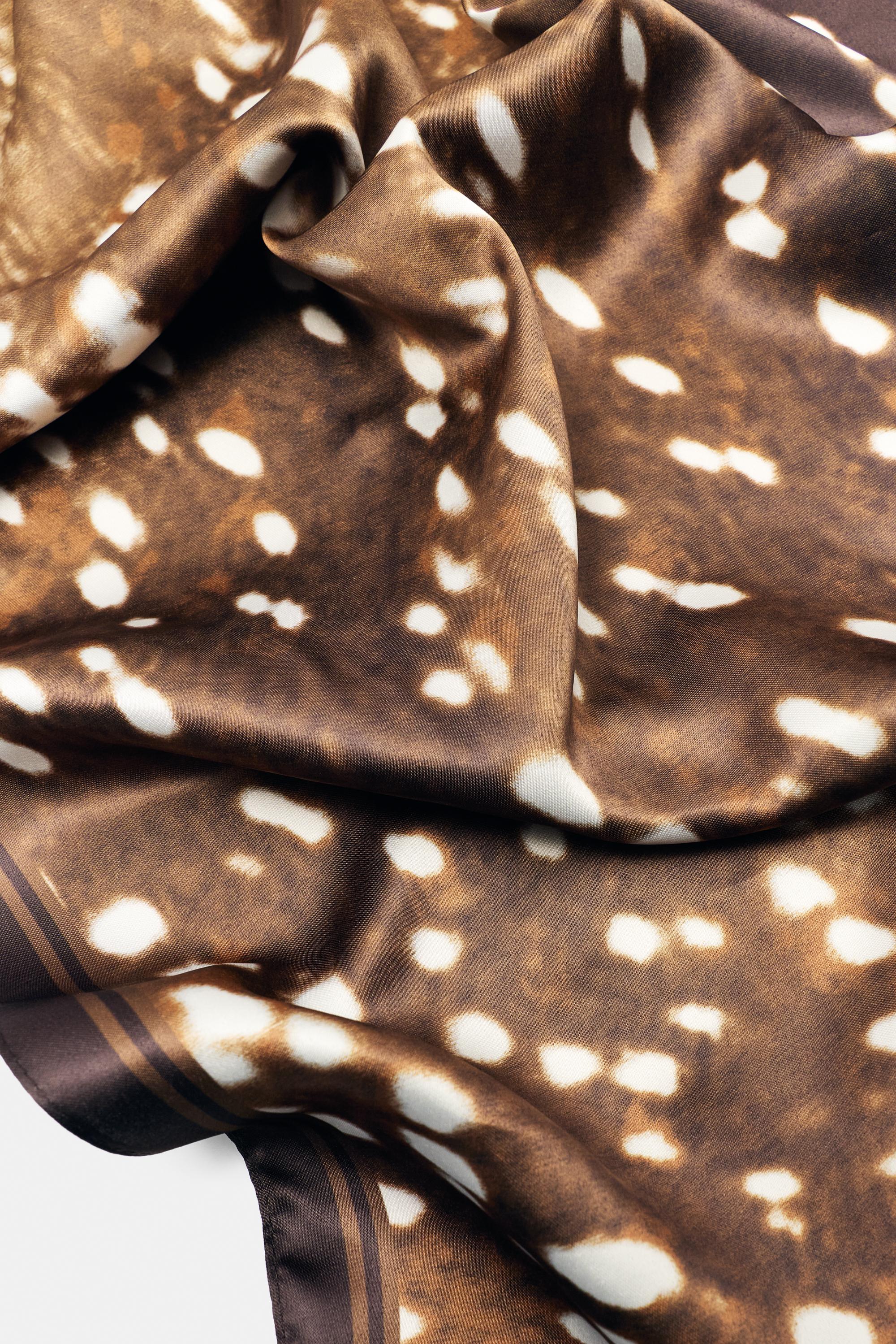 Saten yüzeyli geyik desenli bandana - Görsel 7