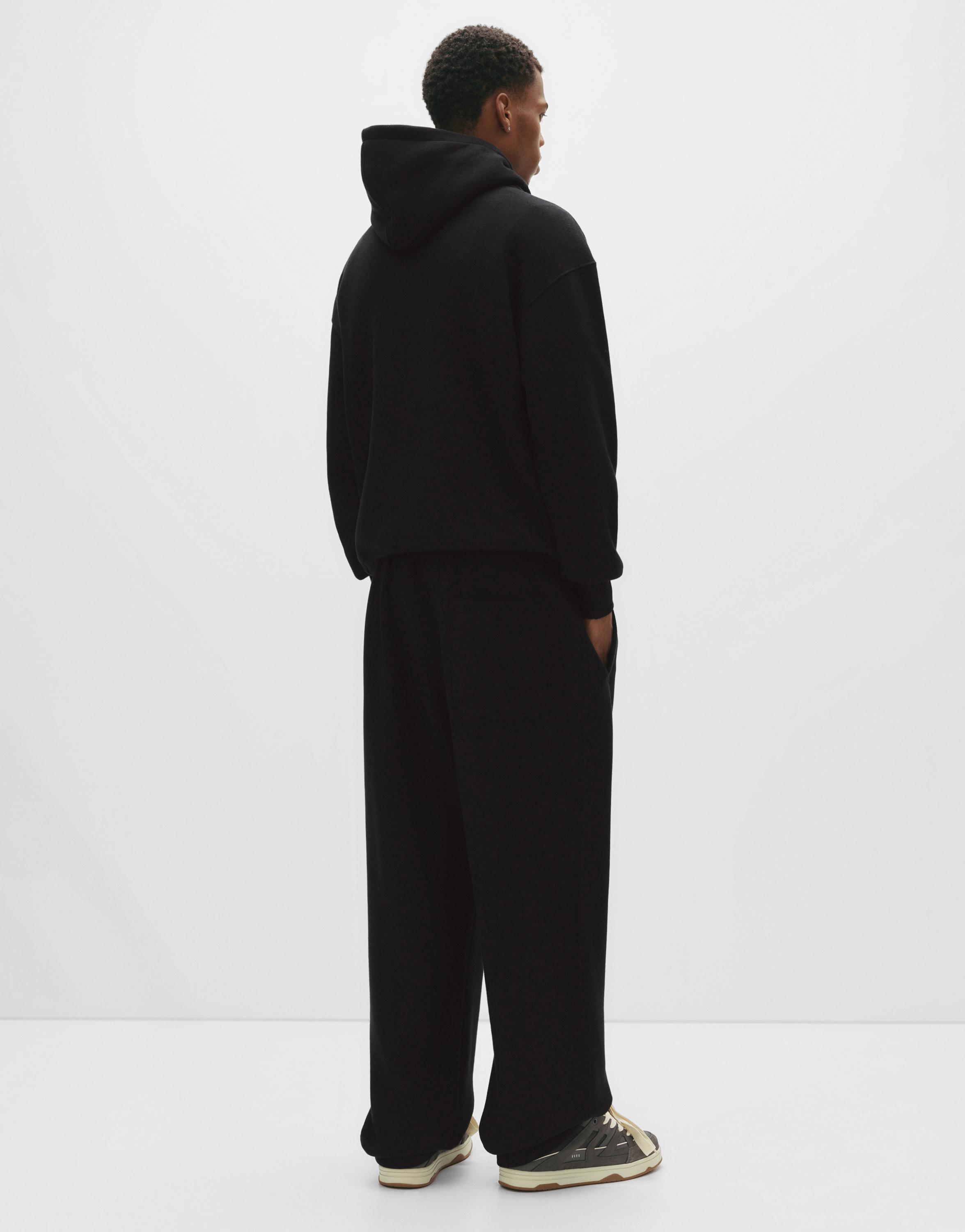 Basic baggy tracksuit bottoms — Black