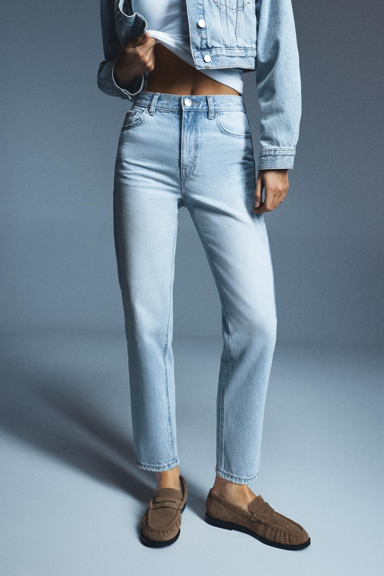 High-waist mom fit jeans — Faded blue