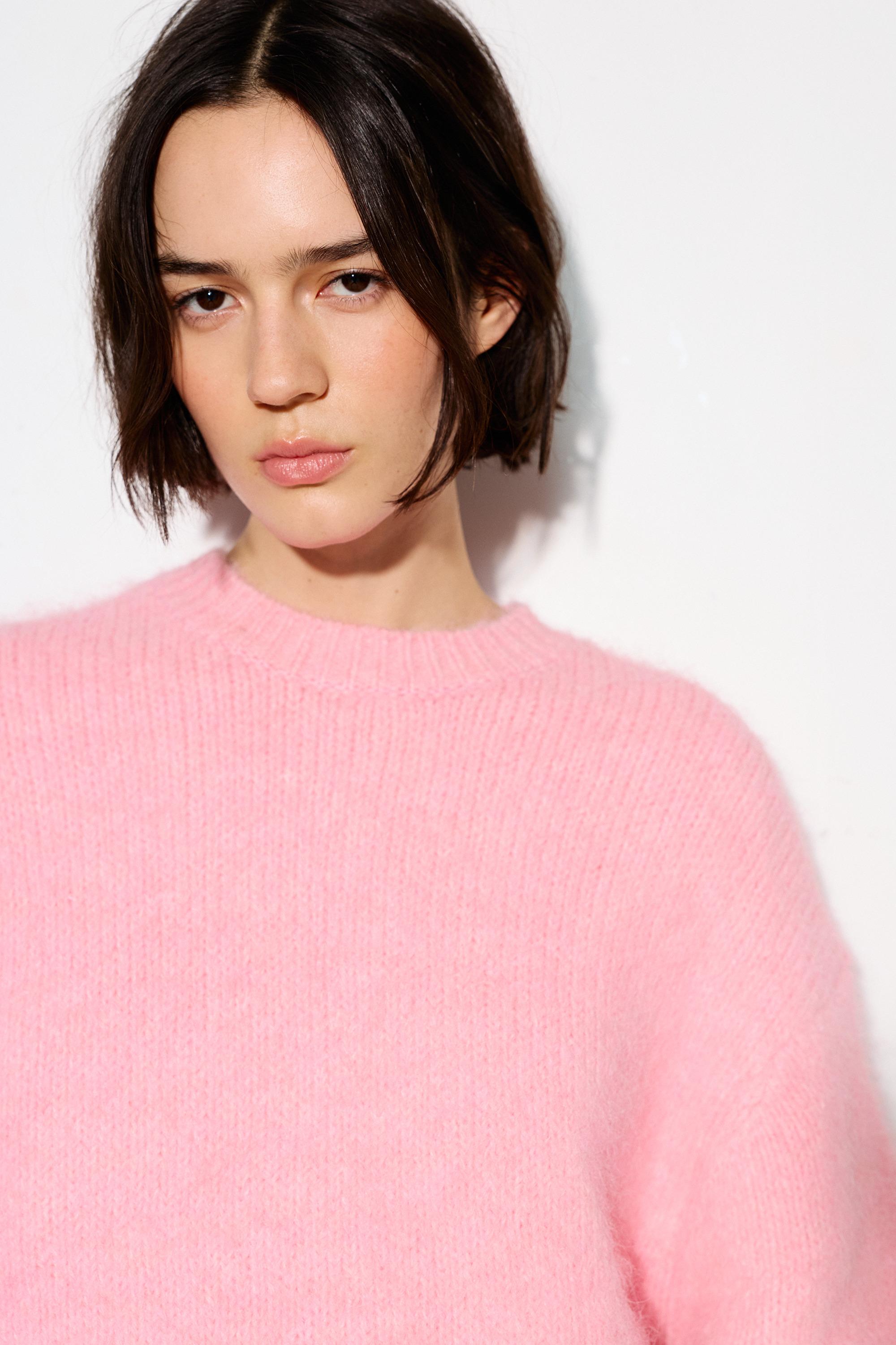 Pink round neck jumper — Chewing gum