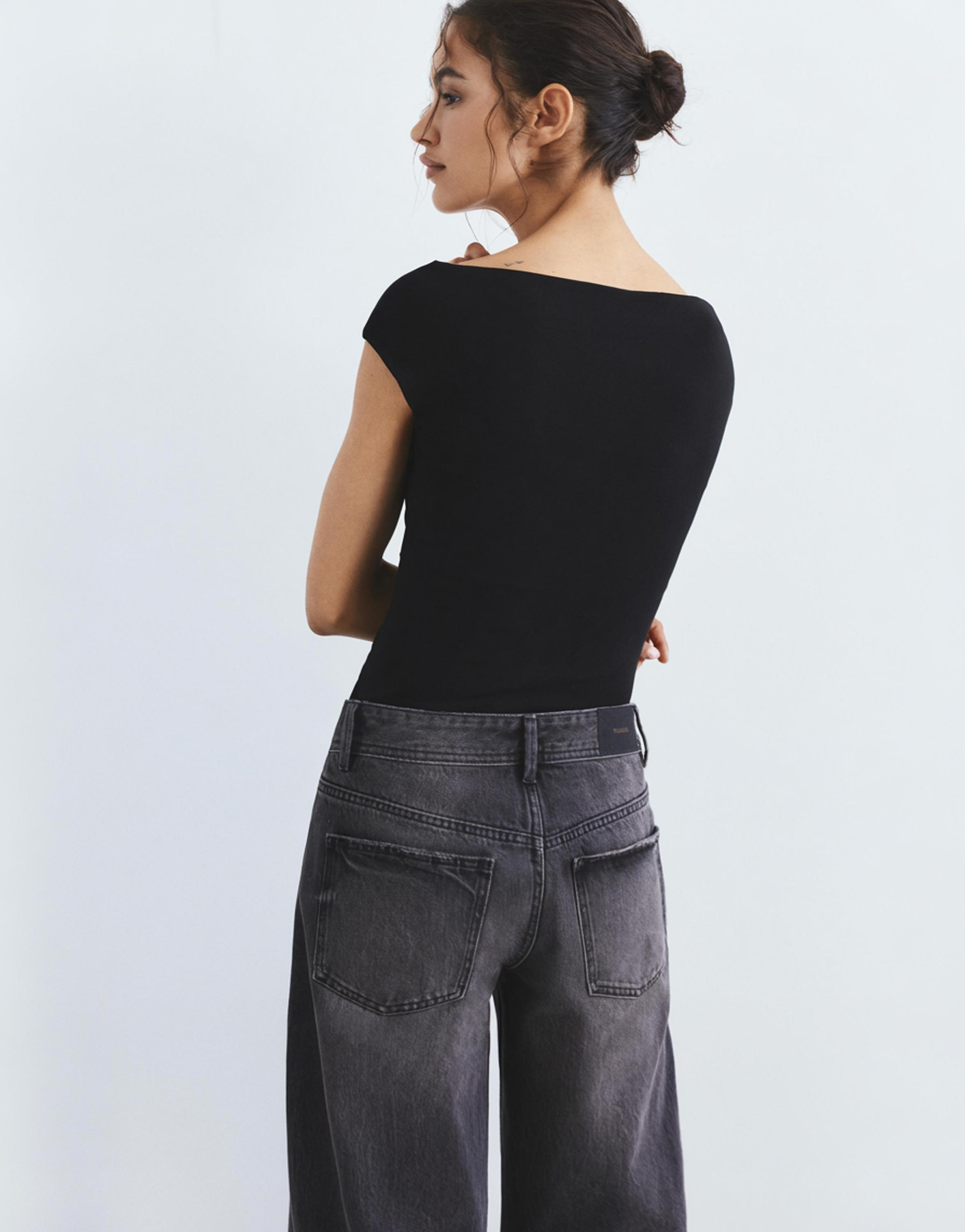 Kısa kollu body - Görsel 23