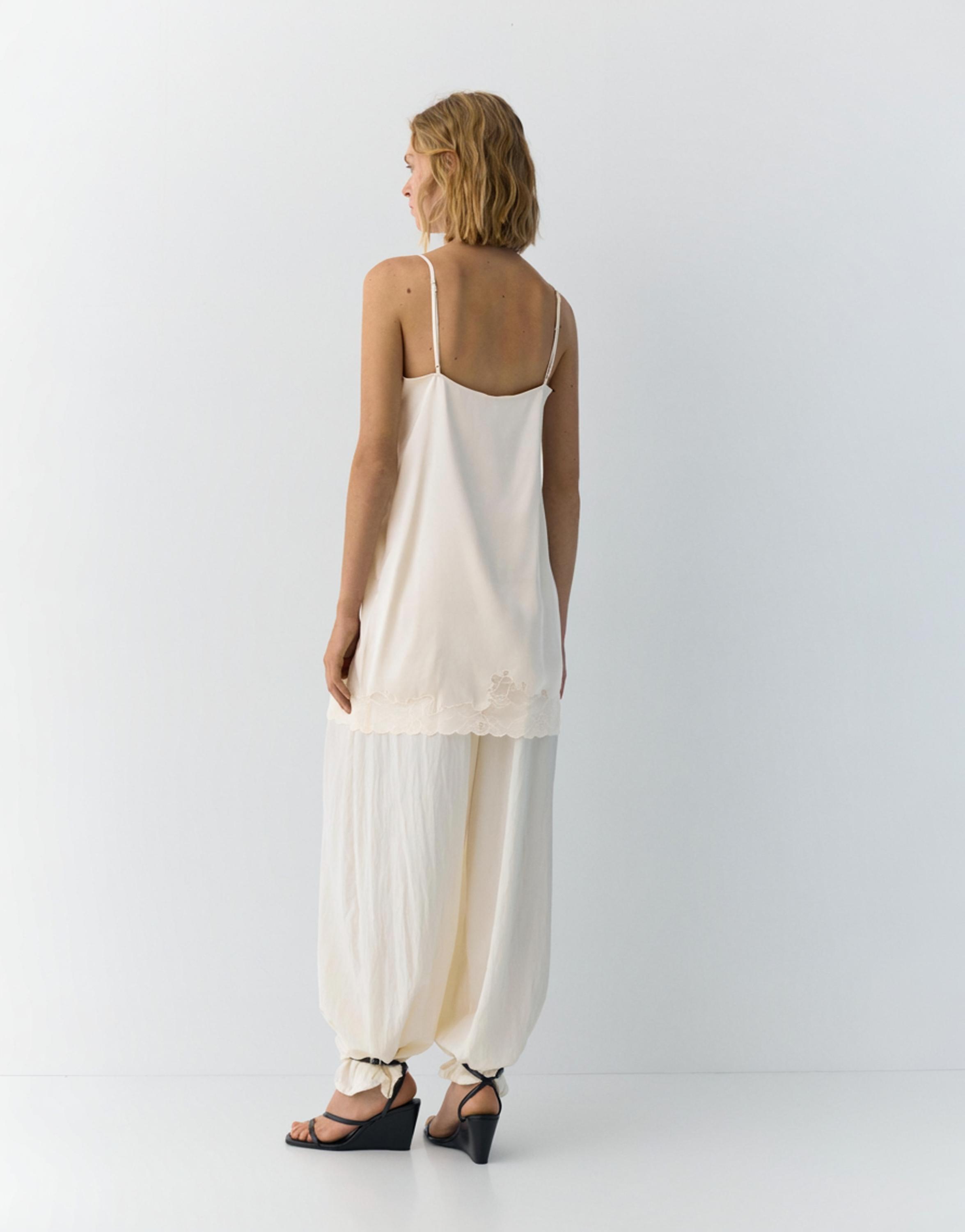 İnce askılı dantelli top - Görsel 25