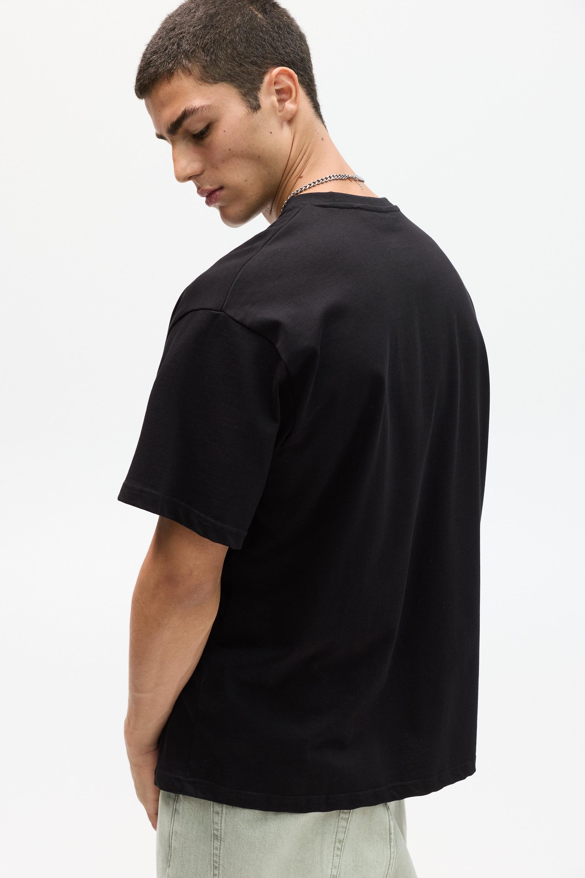 Boxy T-shirt — Black