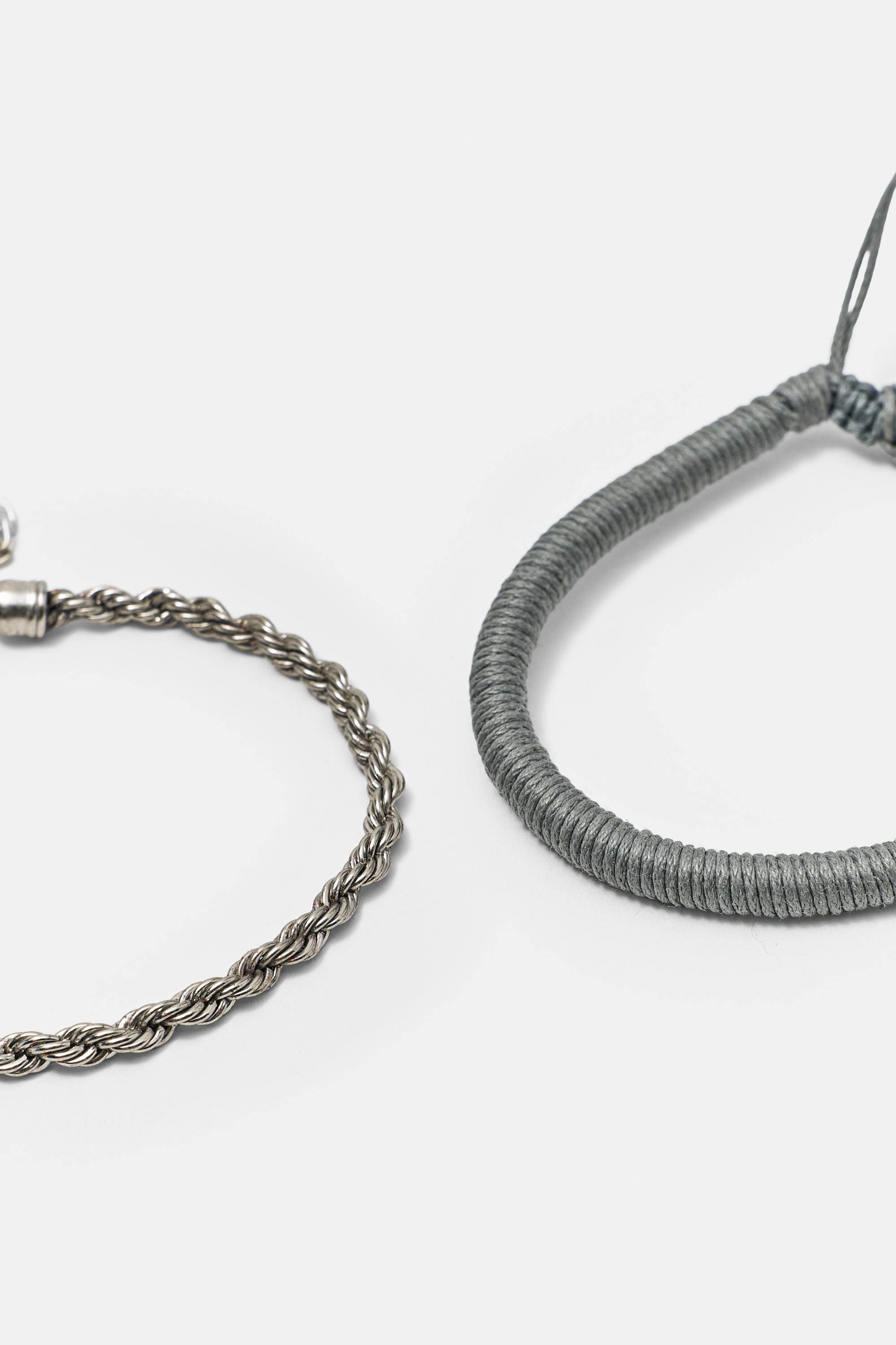 4-pack of bracelets — Others