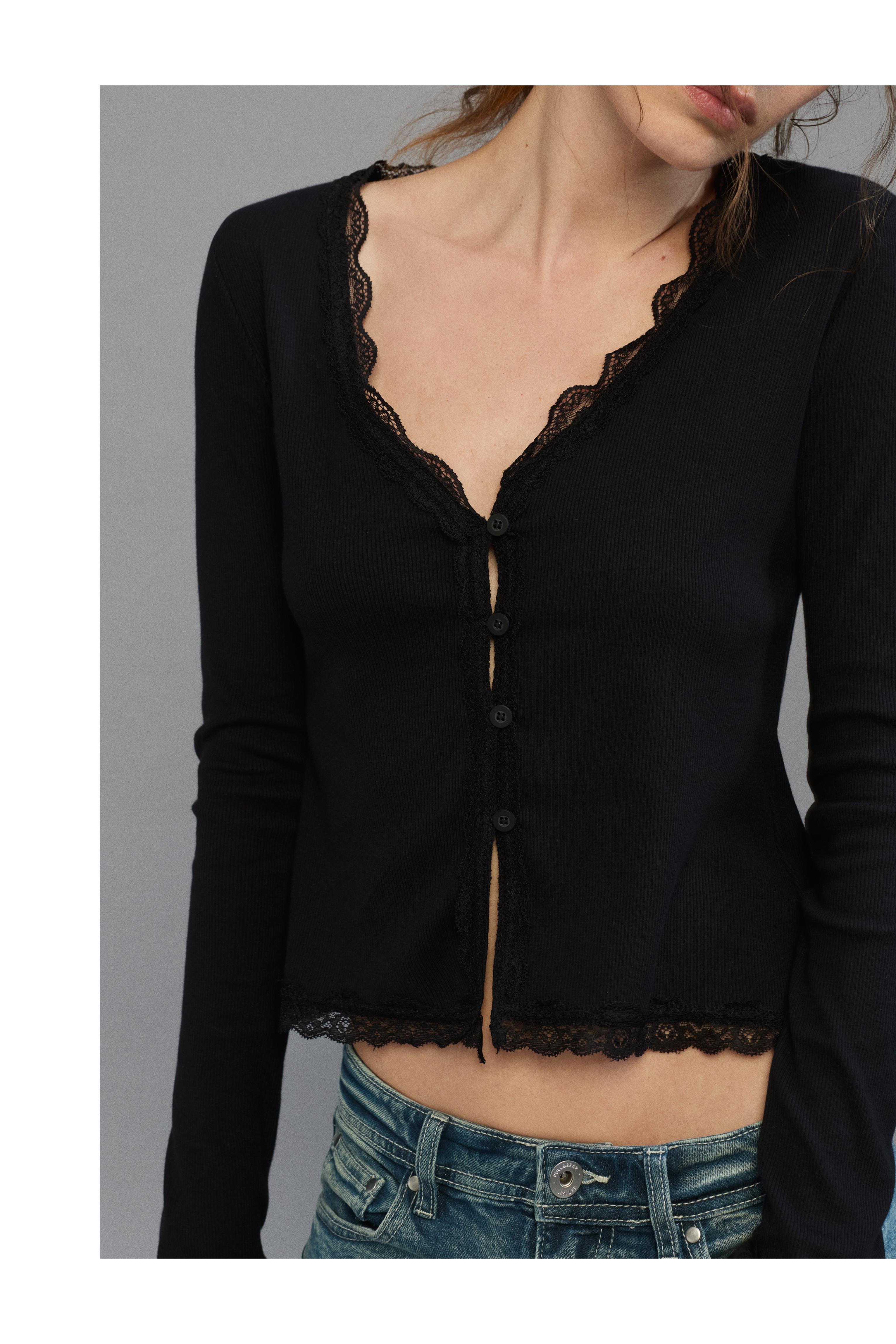 Buttoned lace T-shirt — Black