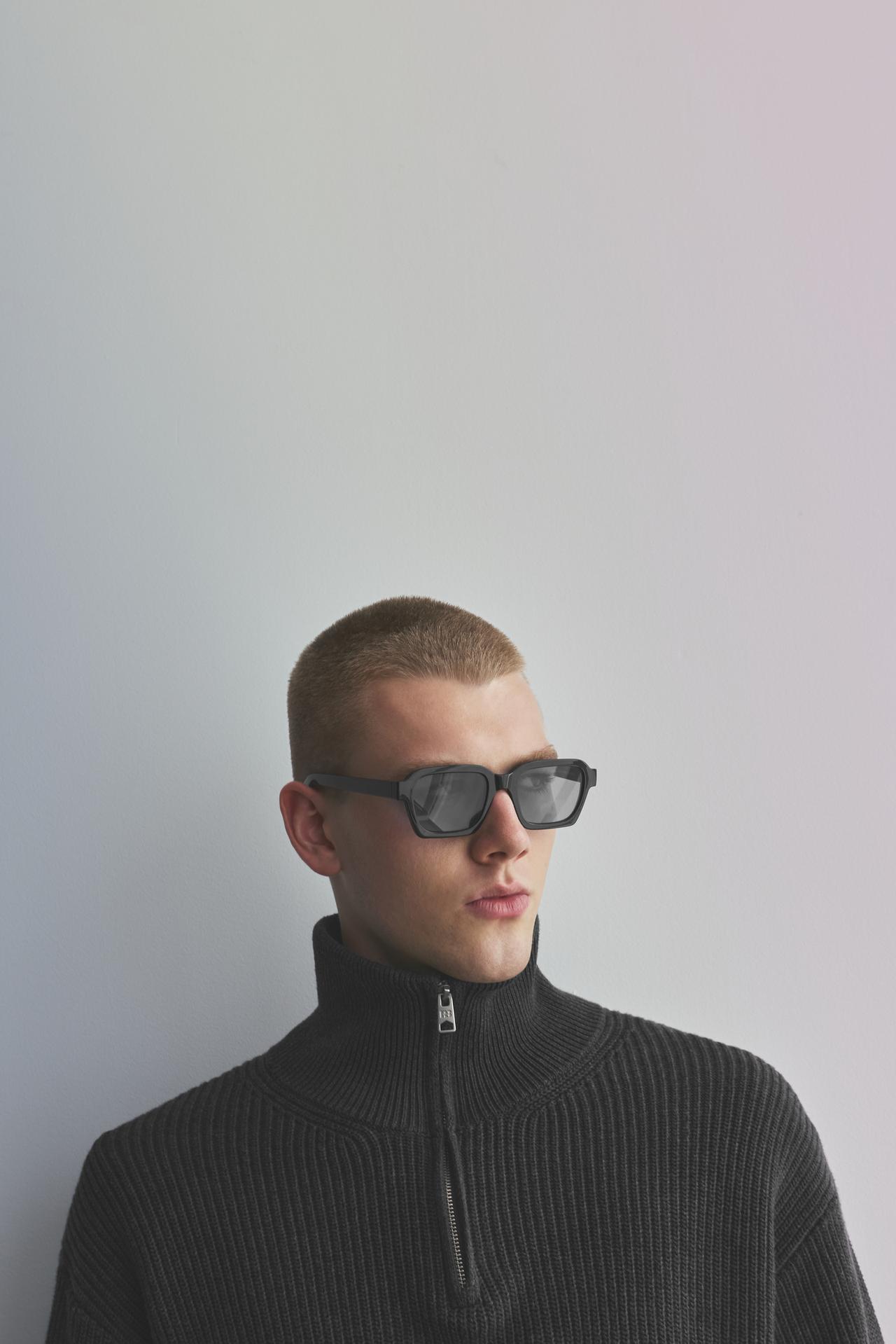 Blue-lens sunglasses — Black