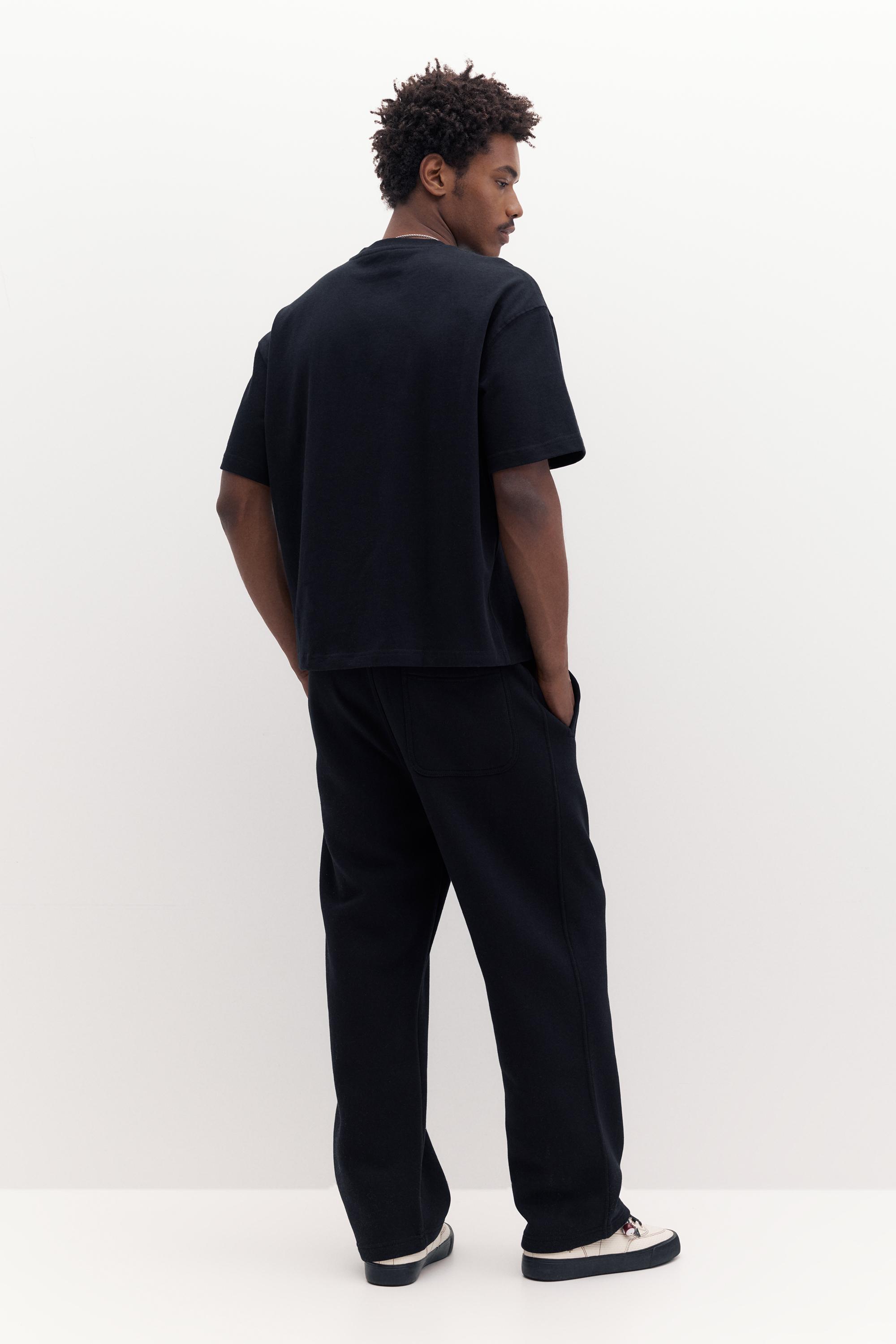 Basic baggy tracksuit bottoms — Black
