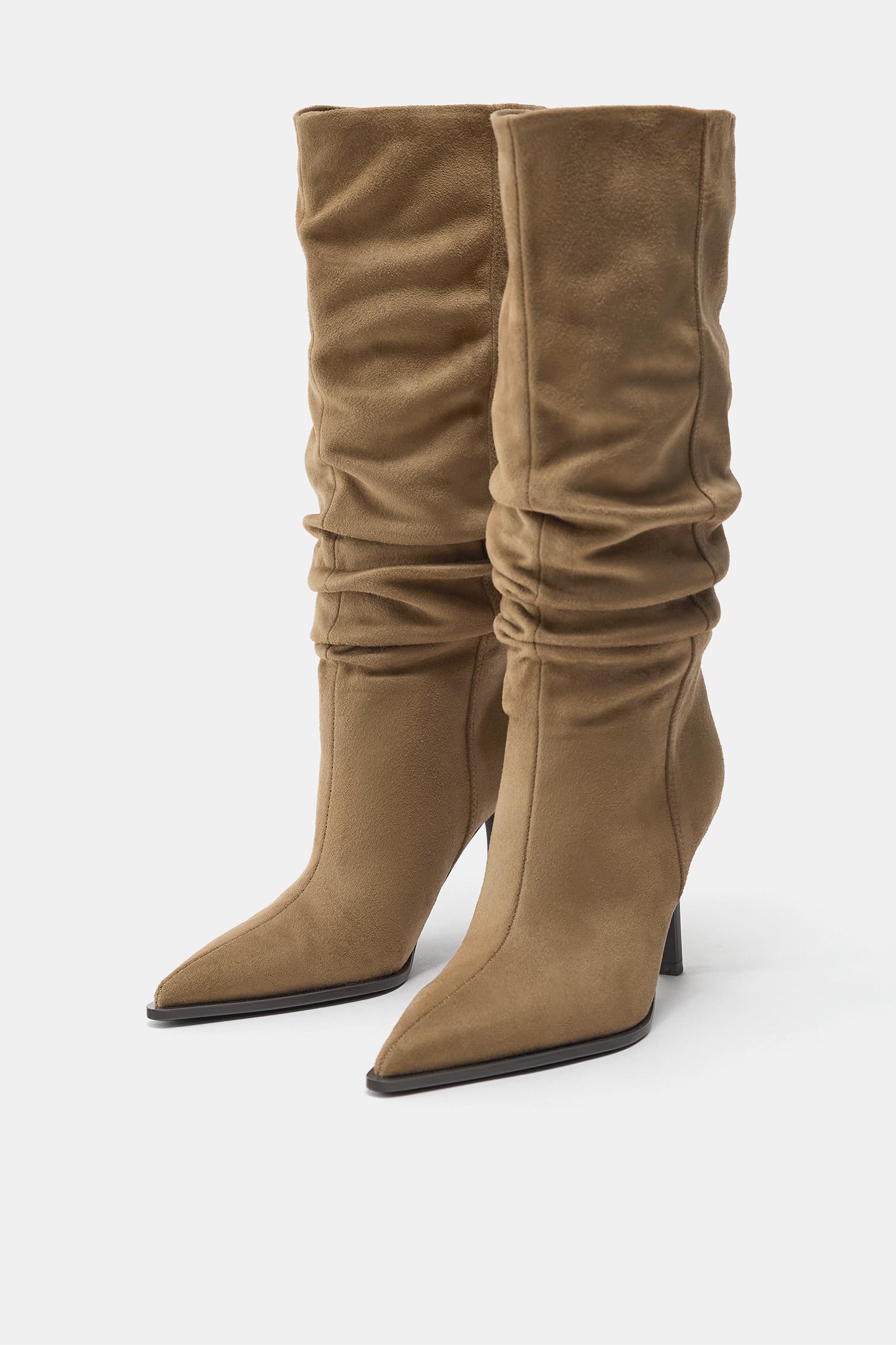 High-heel ruched boots — Sand