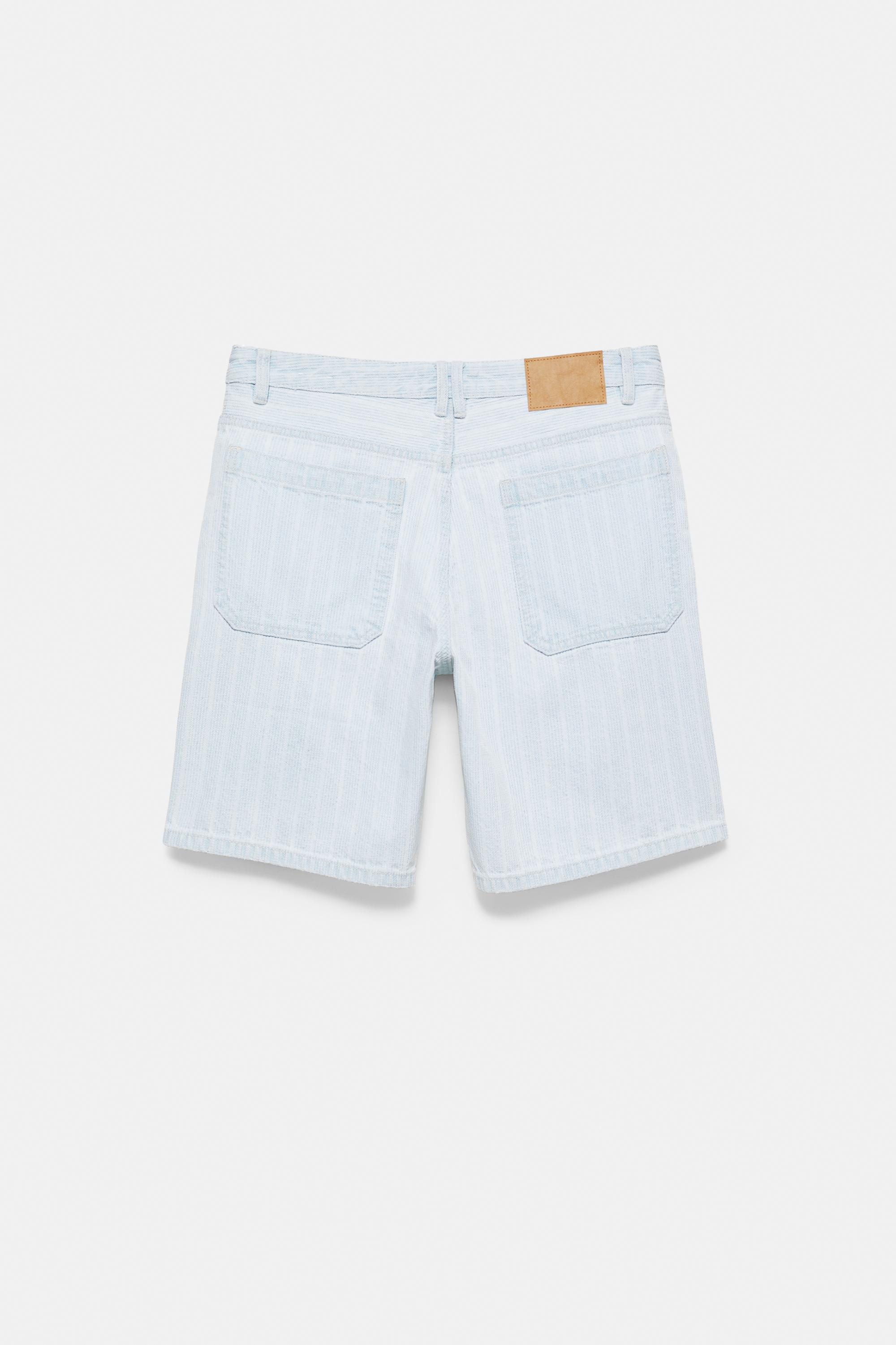 Standard fit jacquard denim Bermuda shorts — Pale blue