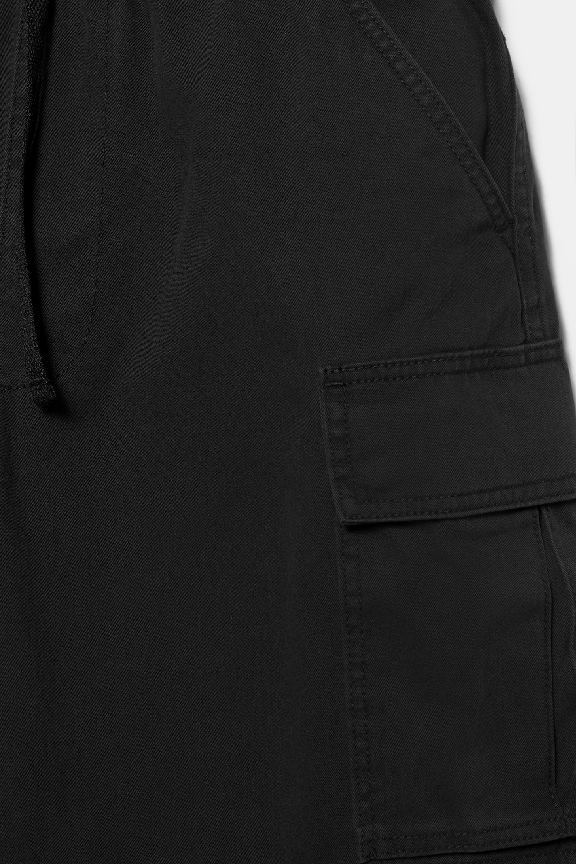Cargo Bermuda shorts — Black