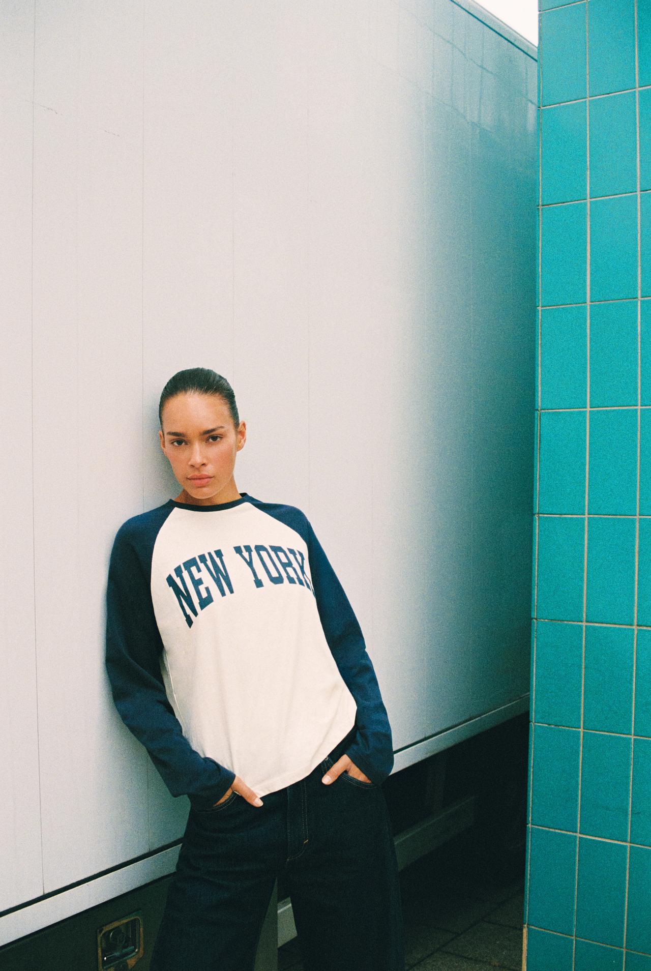 New York raglan T-shirt — Ecru/Blue