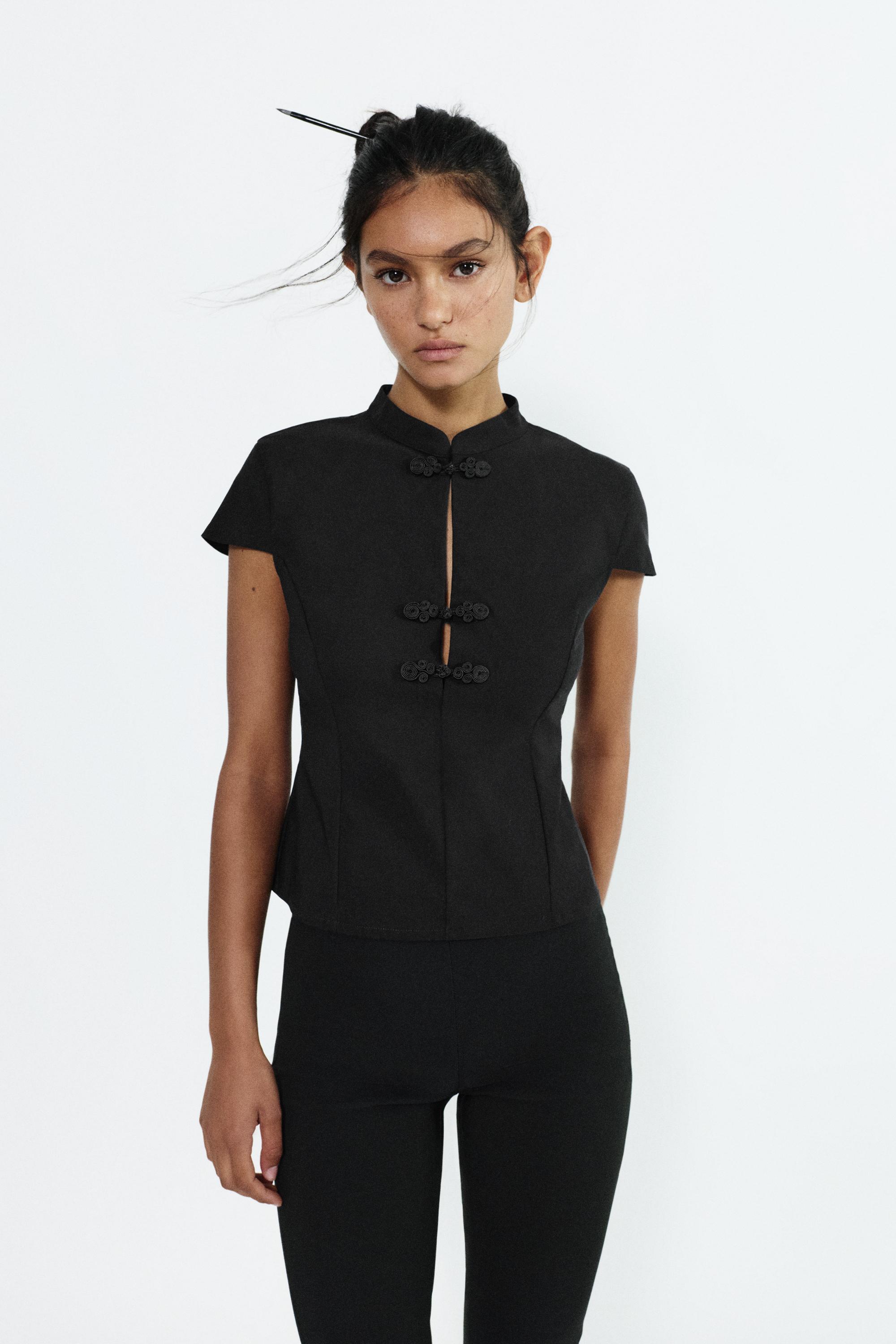 Knot detail top — Black