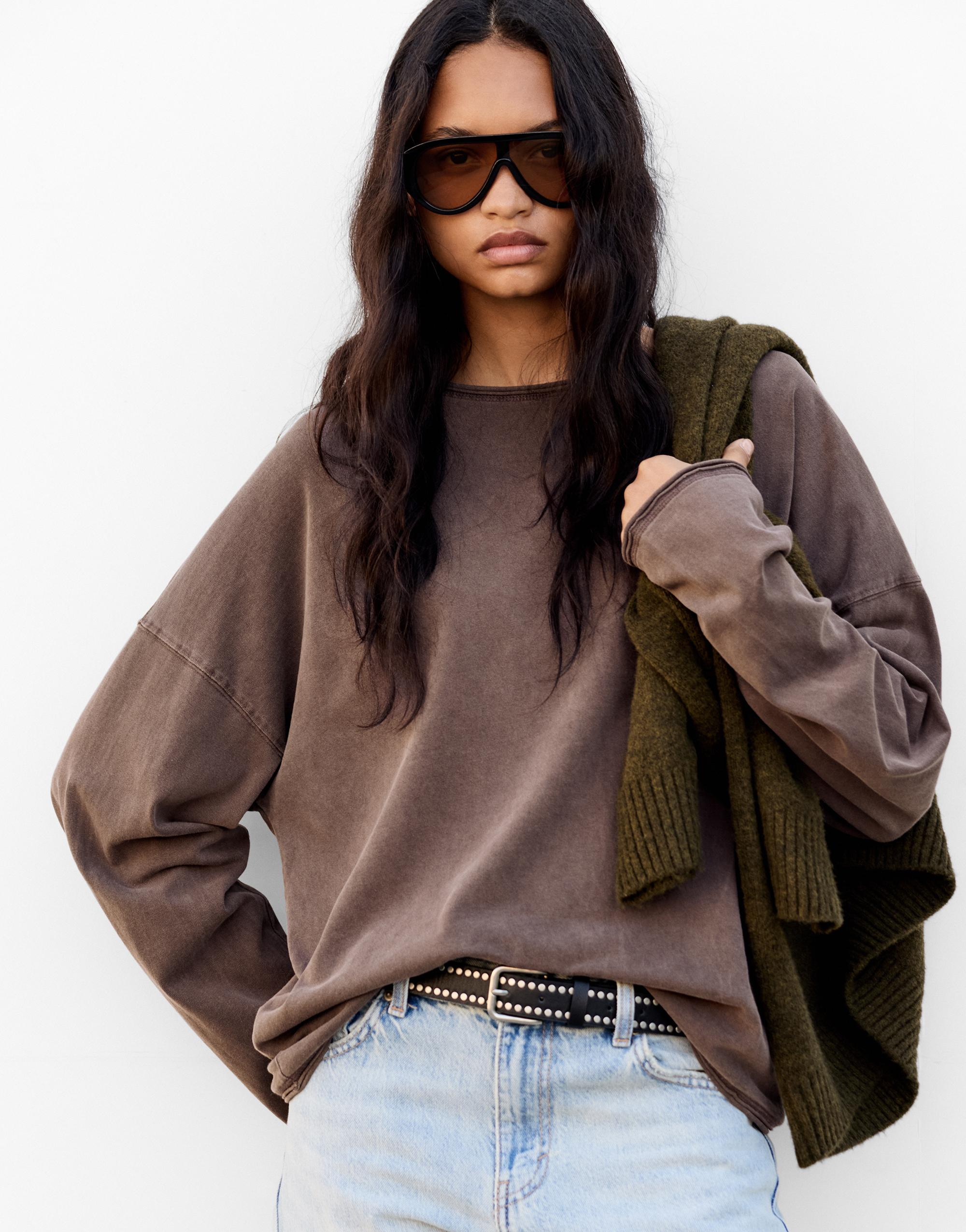 Uzun kollu oversize t-shirt - Görsel 45