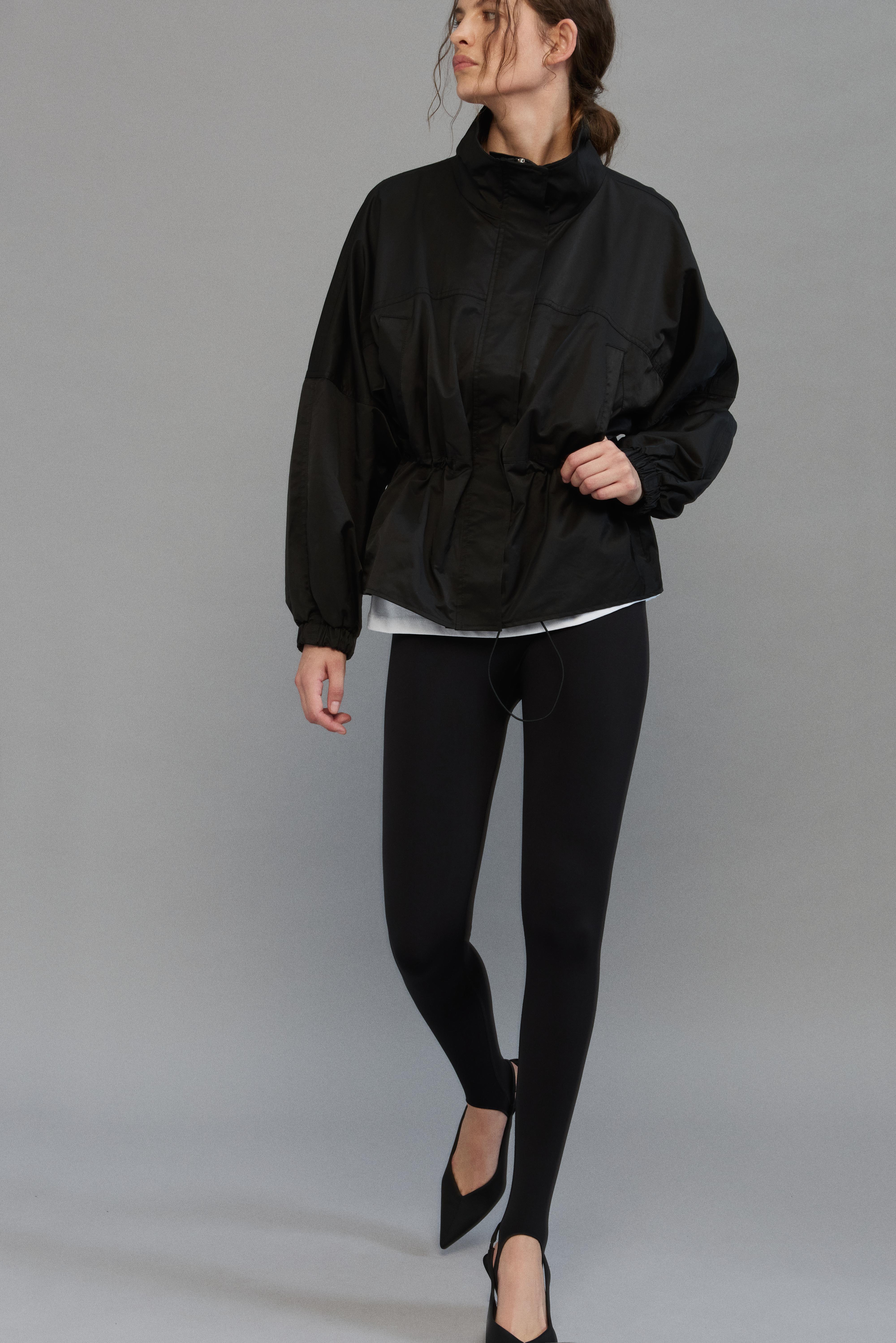 Gathered waist jacket — Black