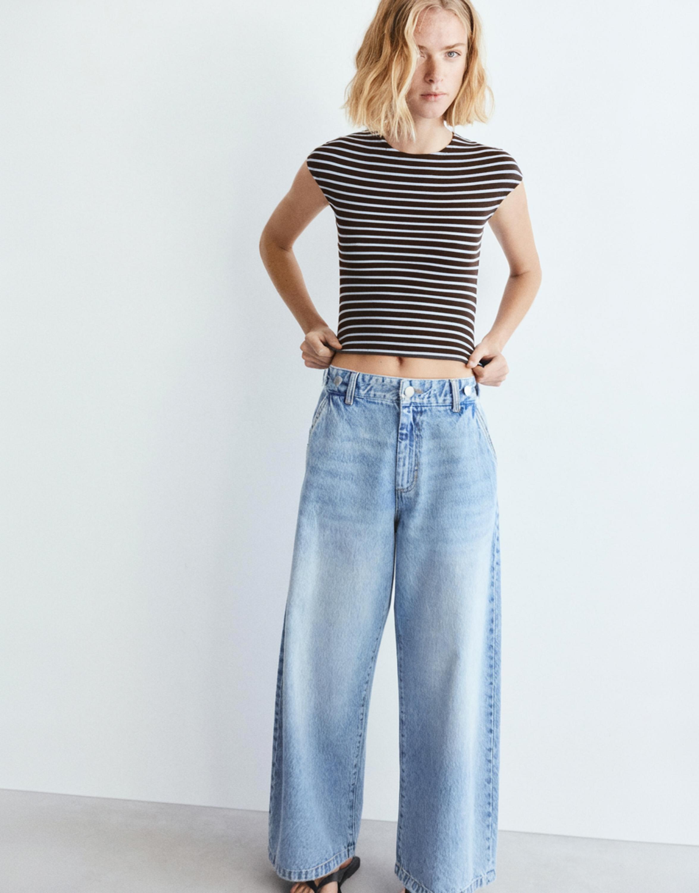 Fitted short sleeve T-shirt — Striped