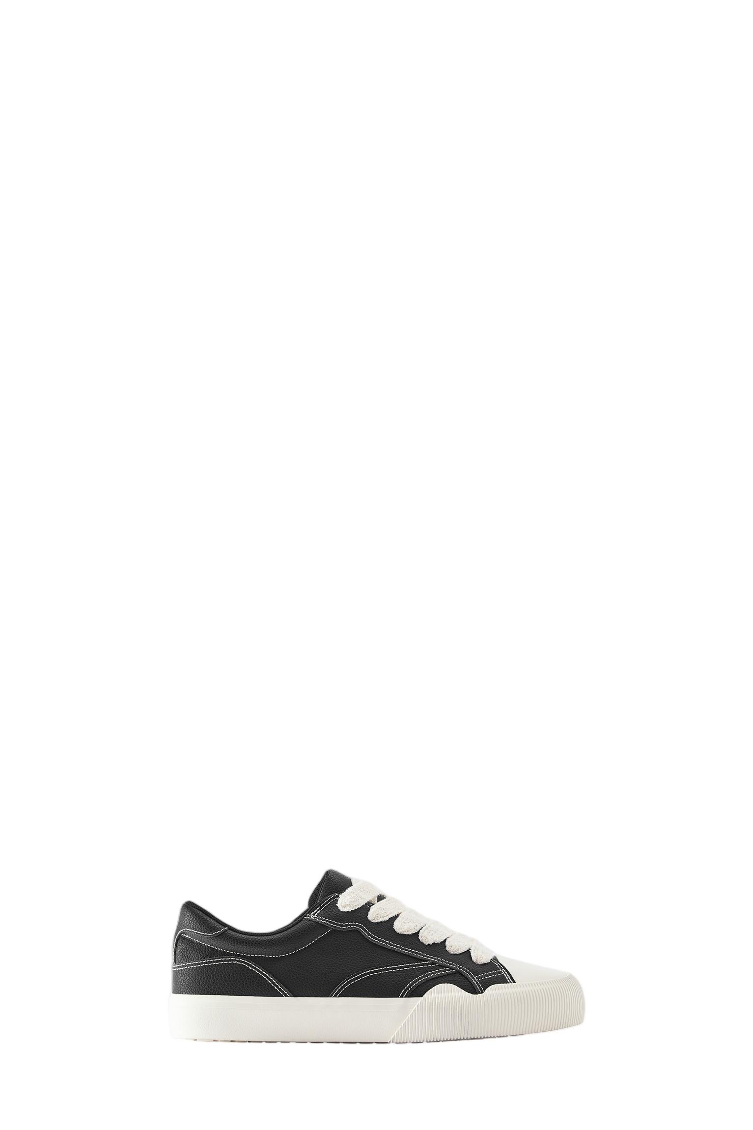 Casual stitched trainers — Black