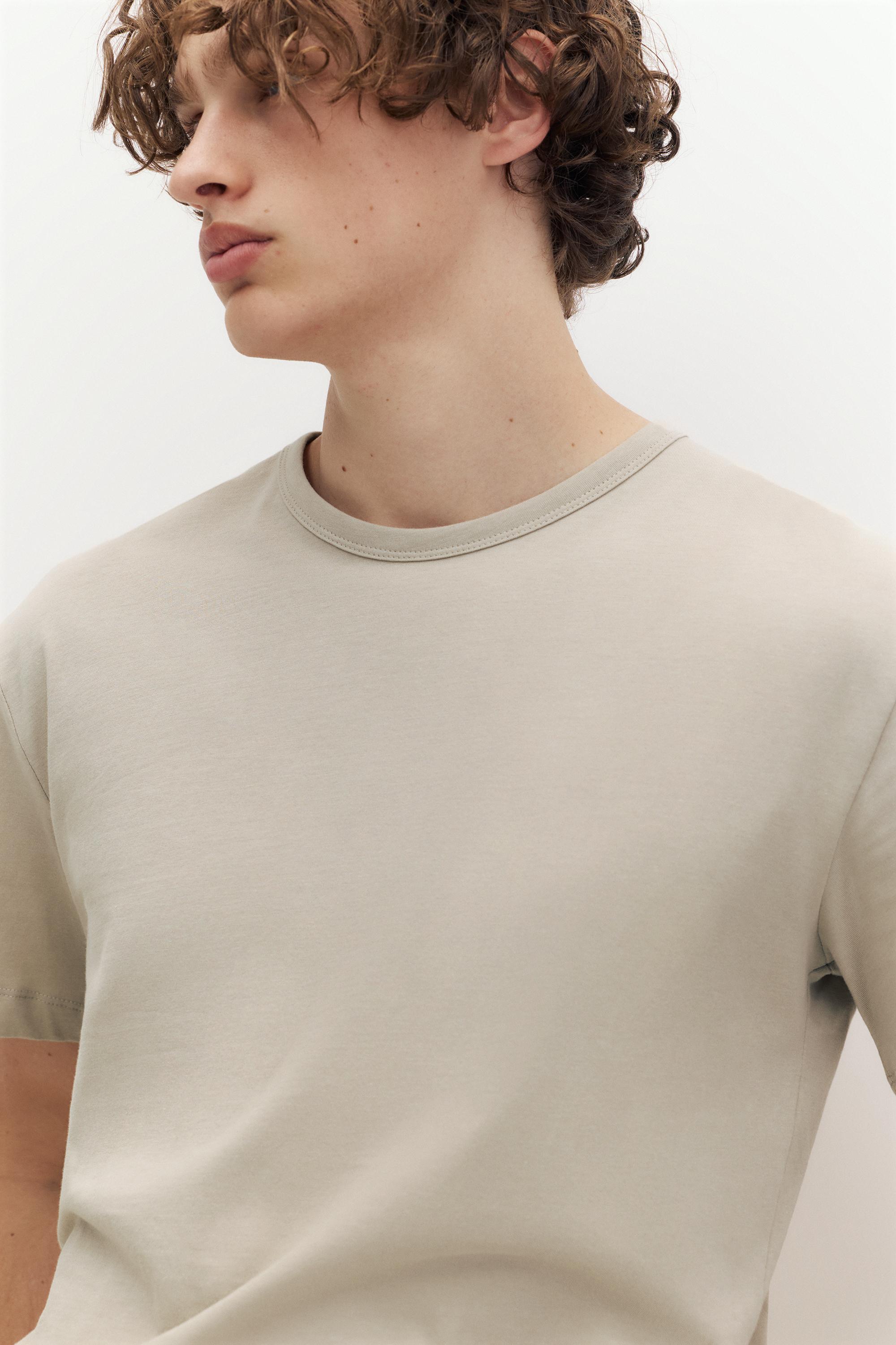 Basic slim fit tişört - Görsel 11