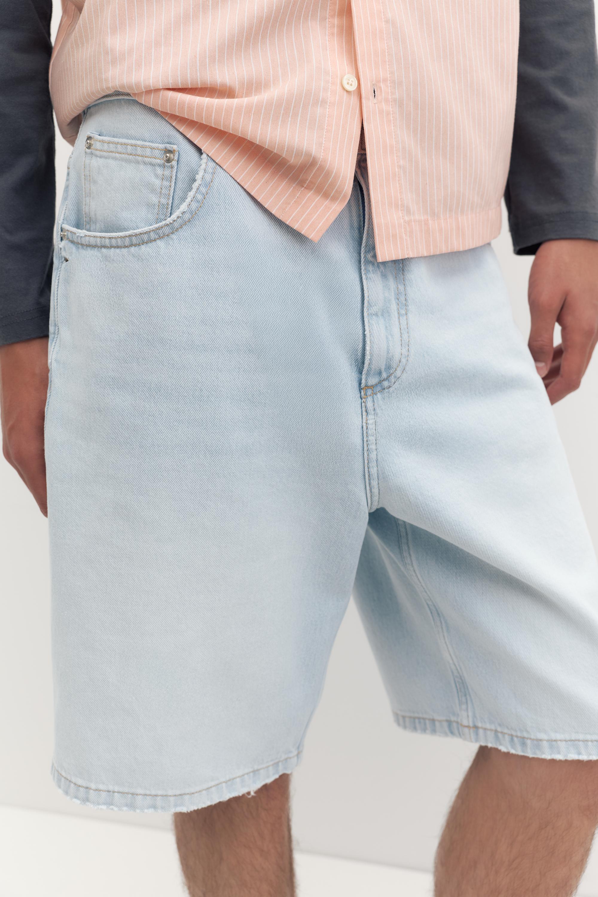 Baggy denim Bermuda shorts — Pale indigo