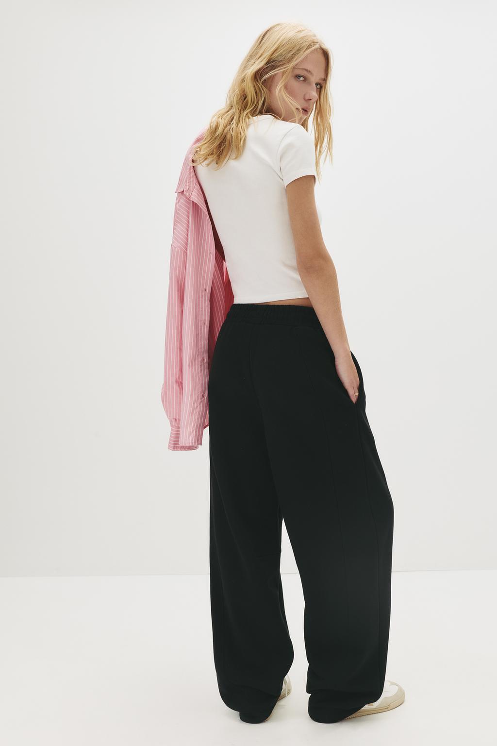 Pantaloni tuta a botte PULL&BEAR