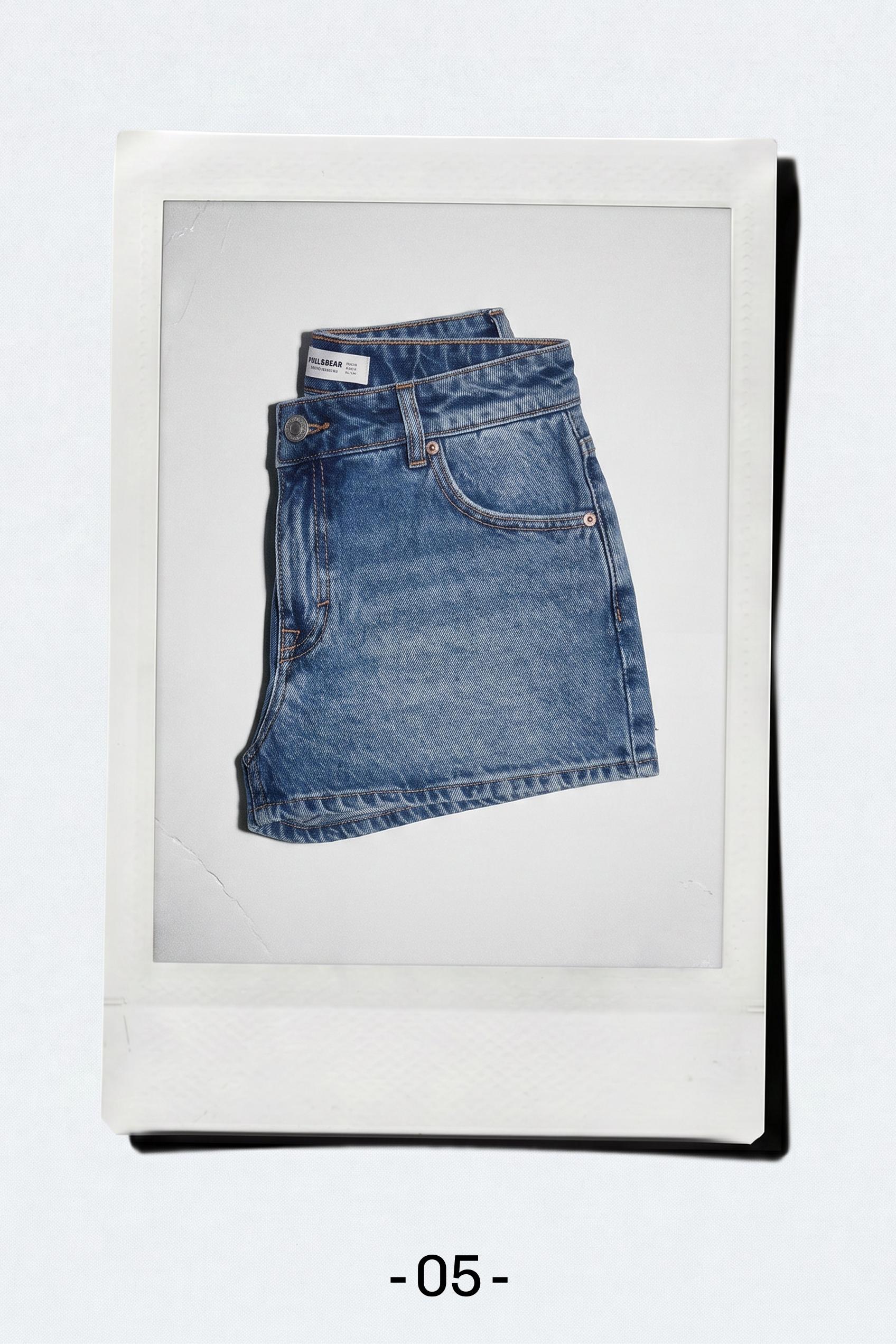 Denim mom fit shorts with turn-up hems — Medium blue
