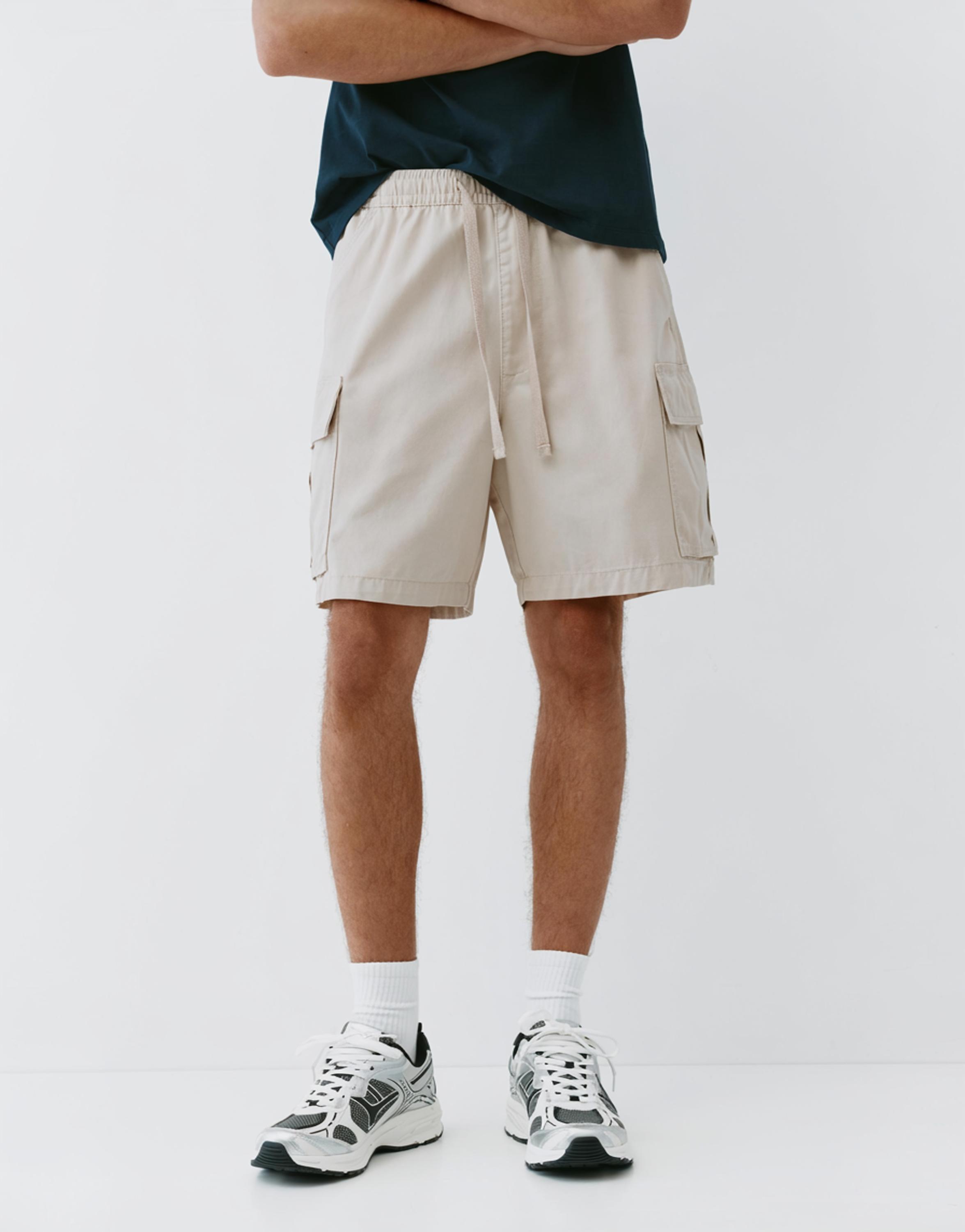 Cargo Bermuda shorts — Ecru