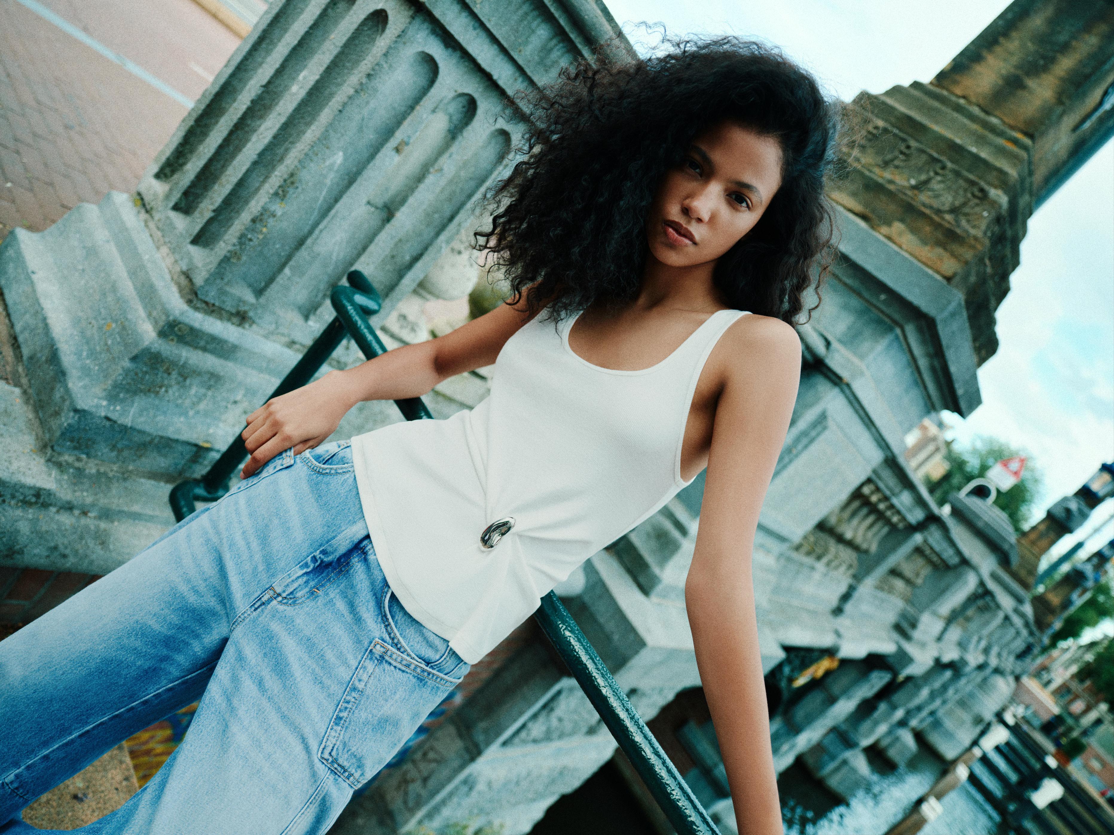 Metal appliqué tank top — White