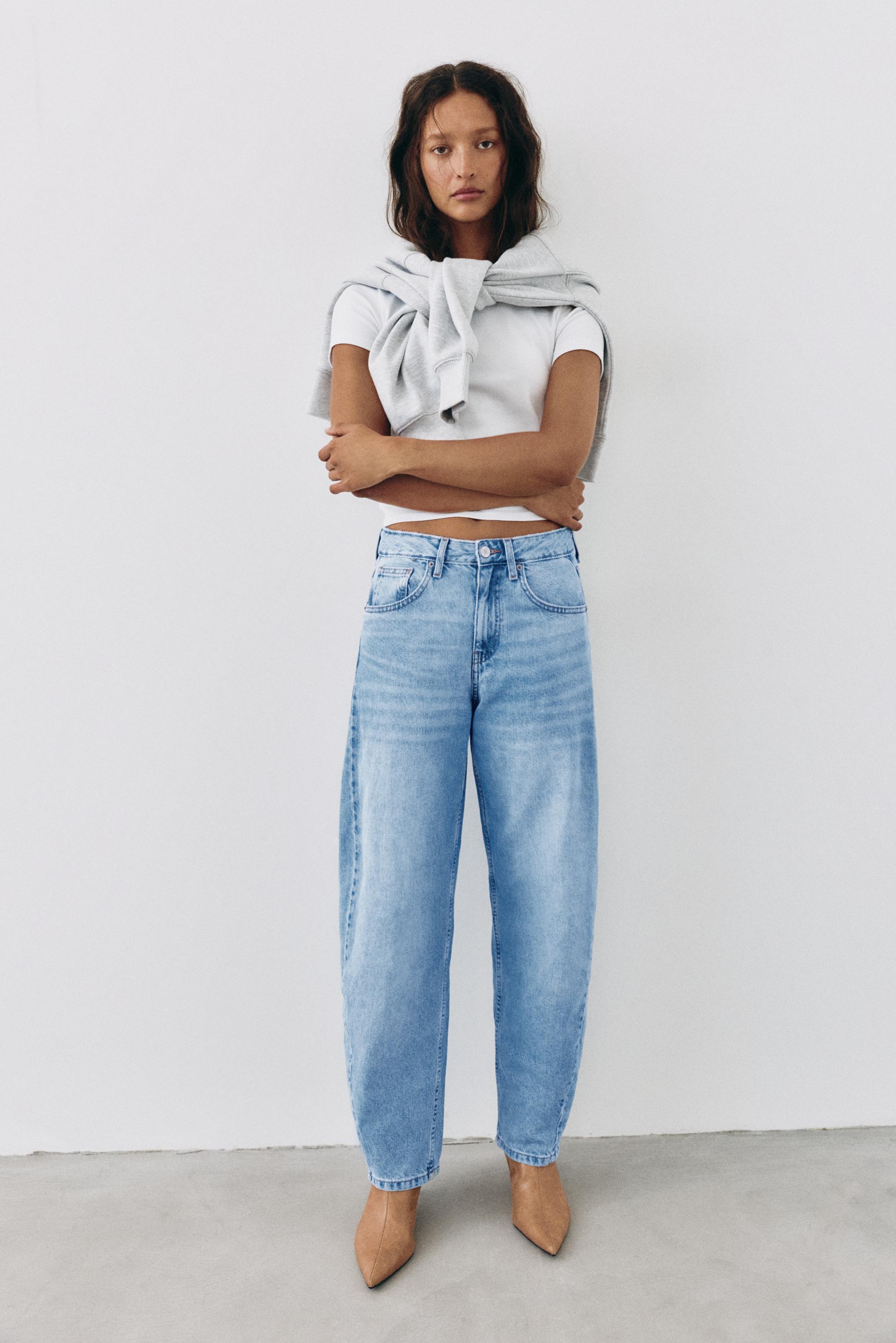 Low-rise barrel jeans — Medium blue