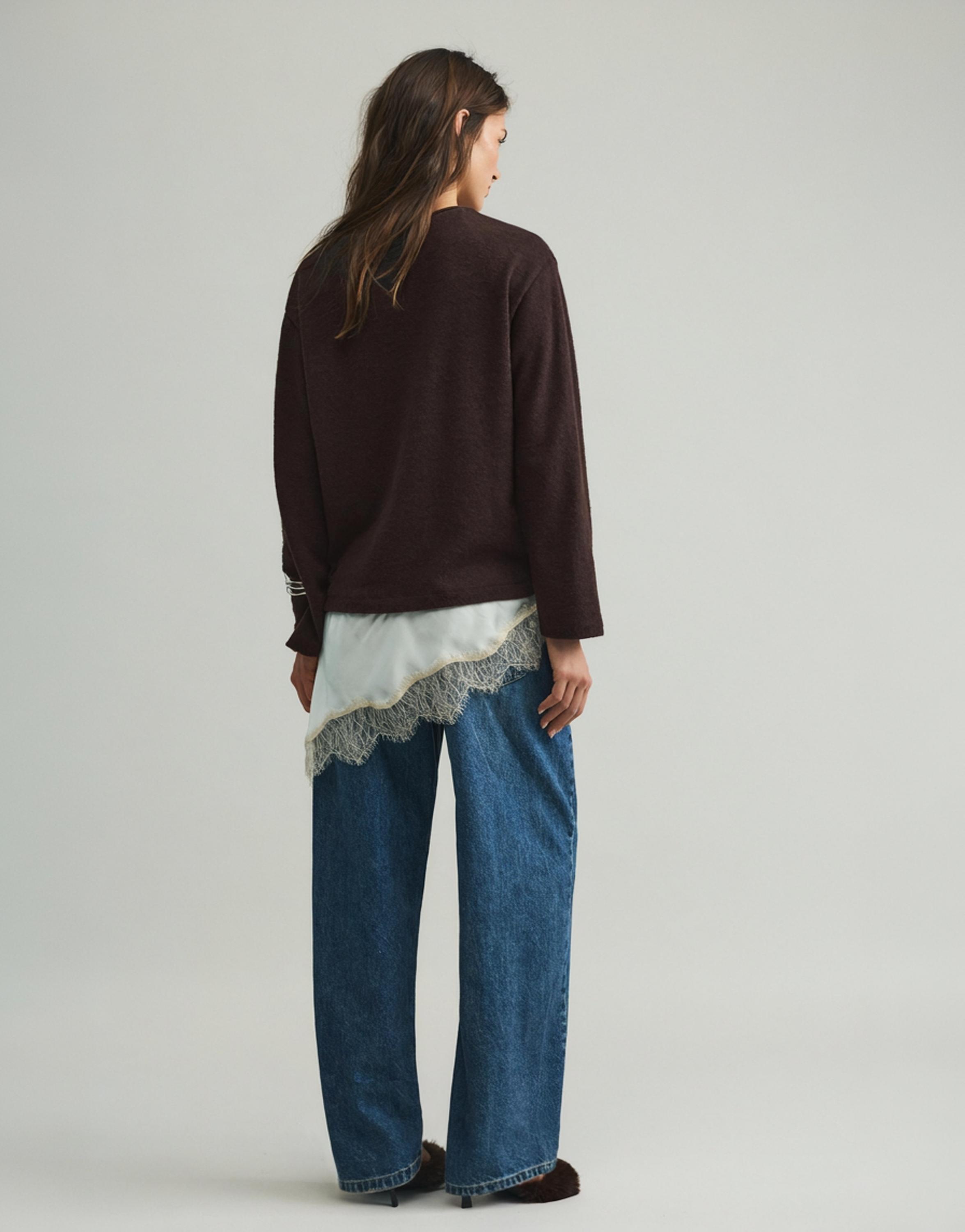 Fine lace combined jumper — Brown