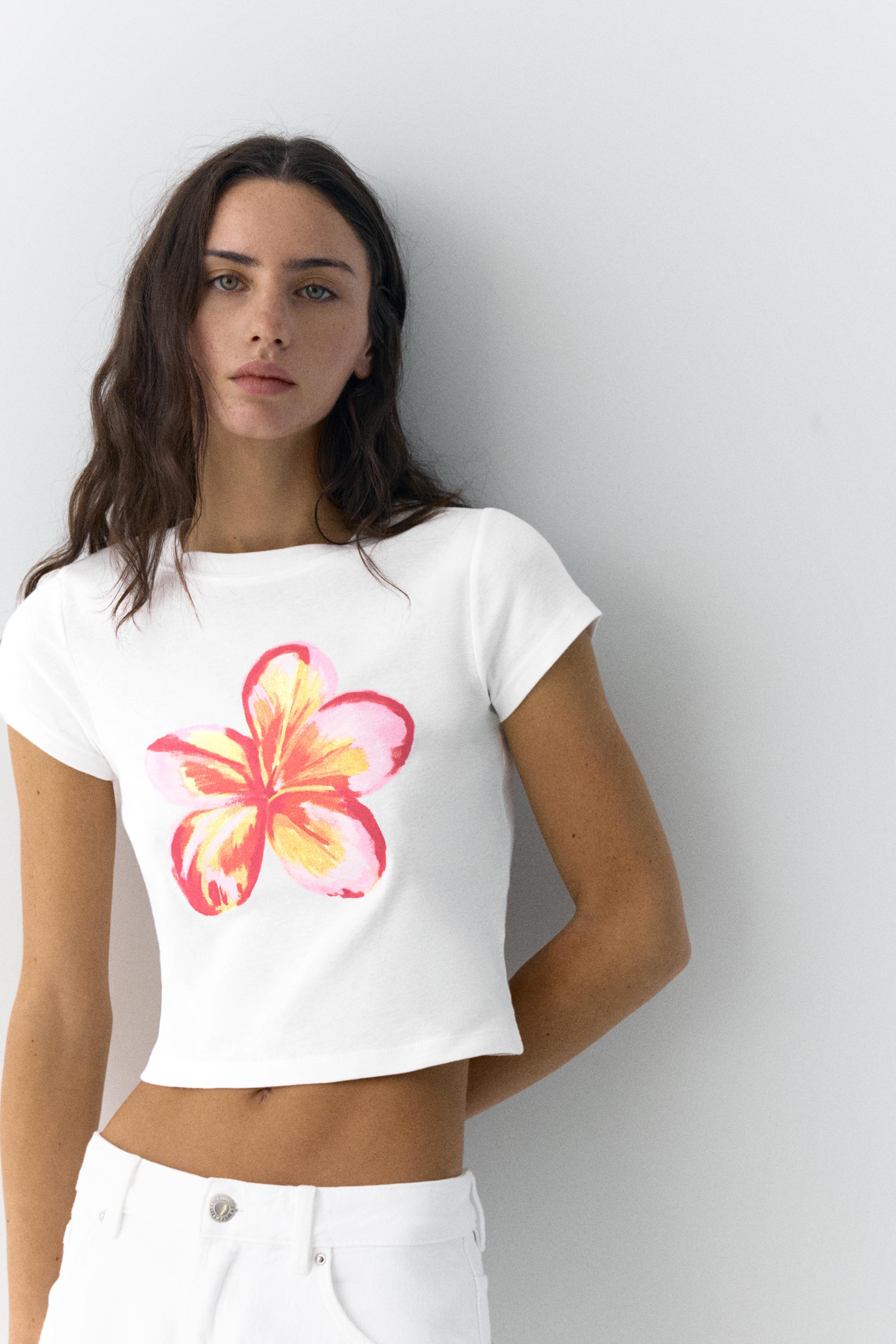 T-Shirt Con Grafica Floreale