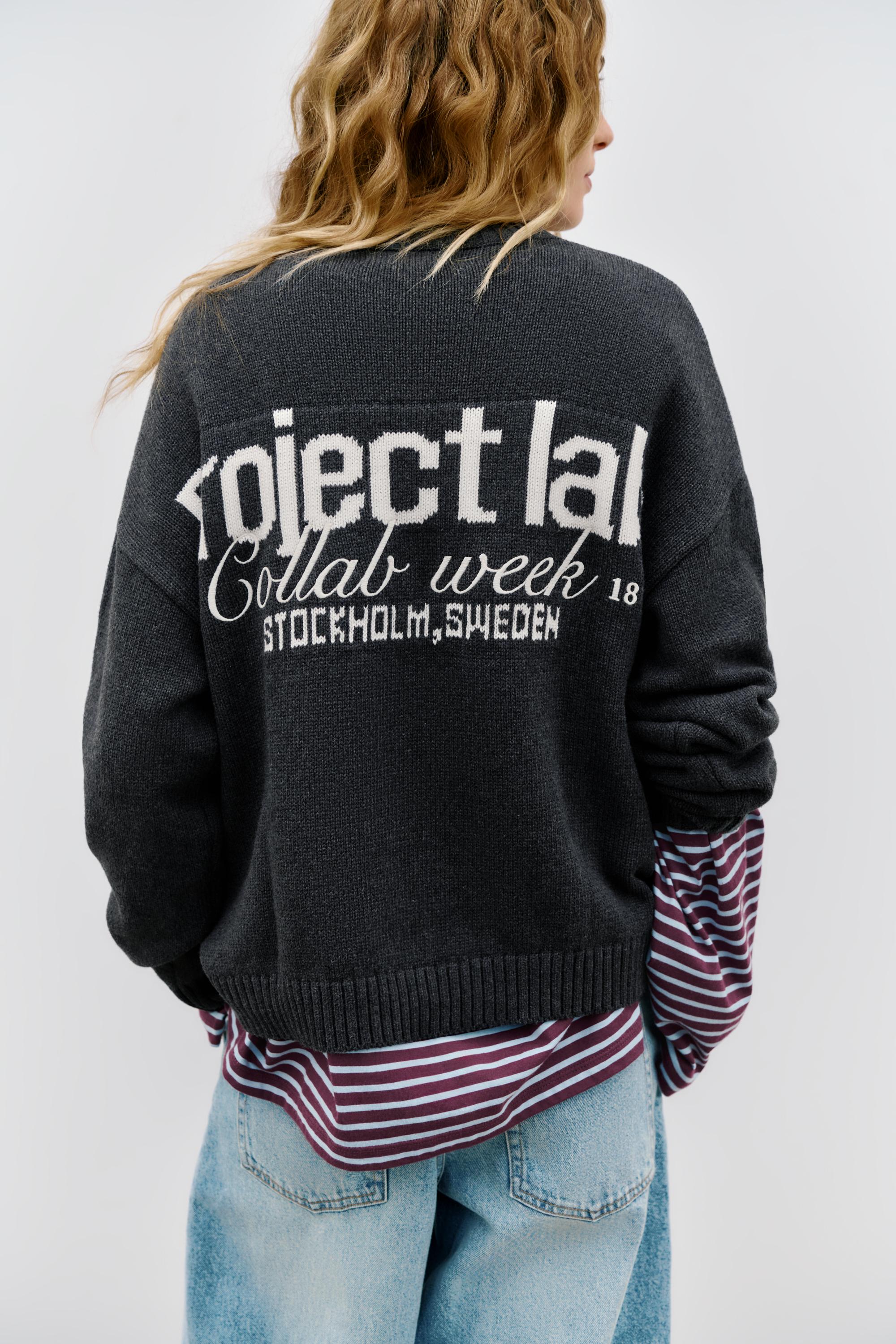 Camisola Com Bordado À Frente