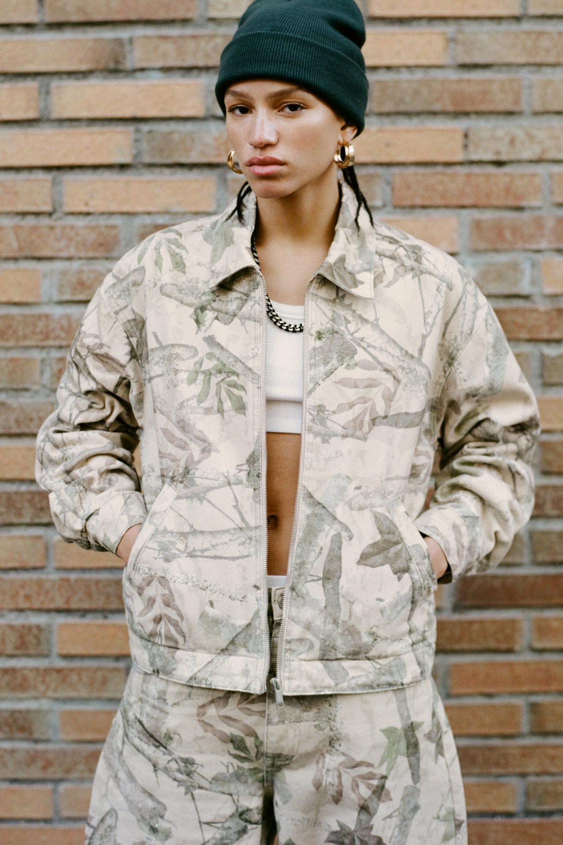 Pullandbear Sweater Army Pull And Bear Hoodie Pull And Bear Army