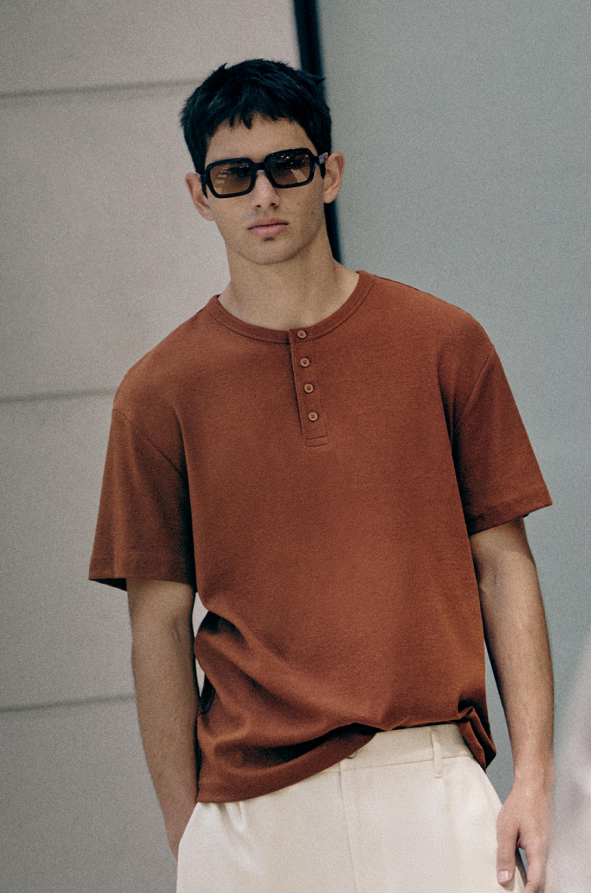 Maglietta Slim Collo Henley