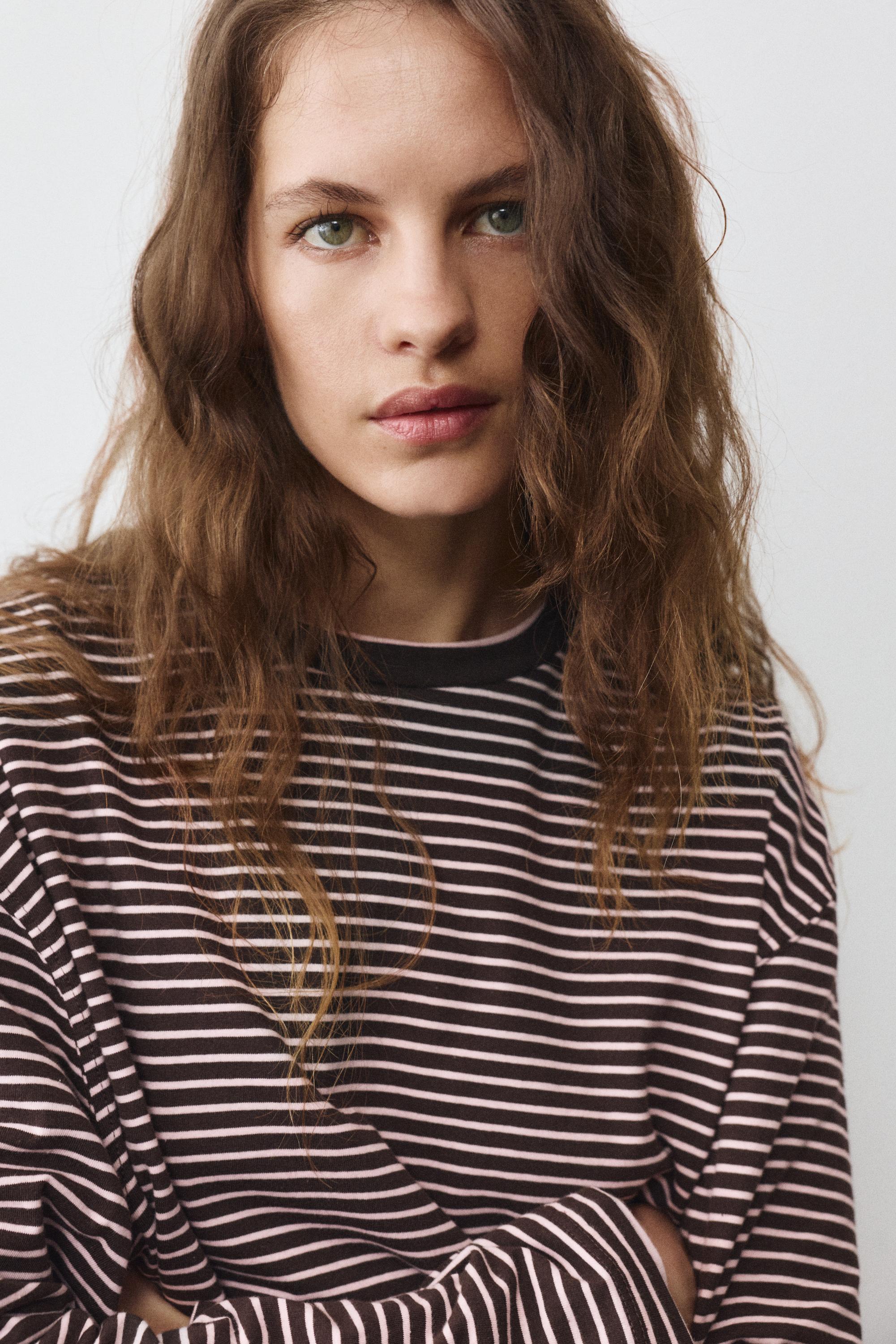 Boxy-fit long sleeve T-shirt — Pink