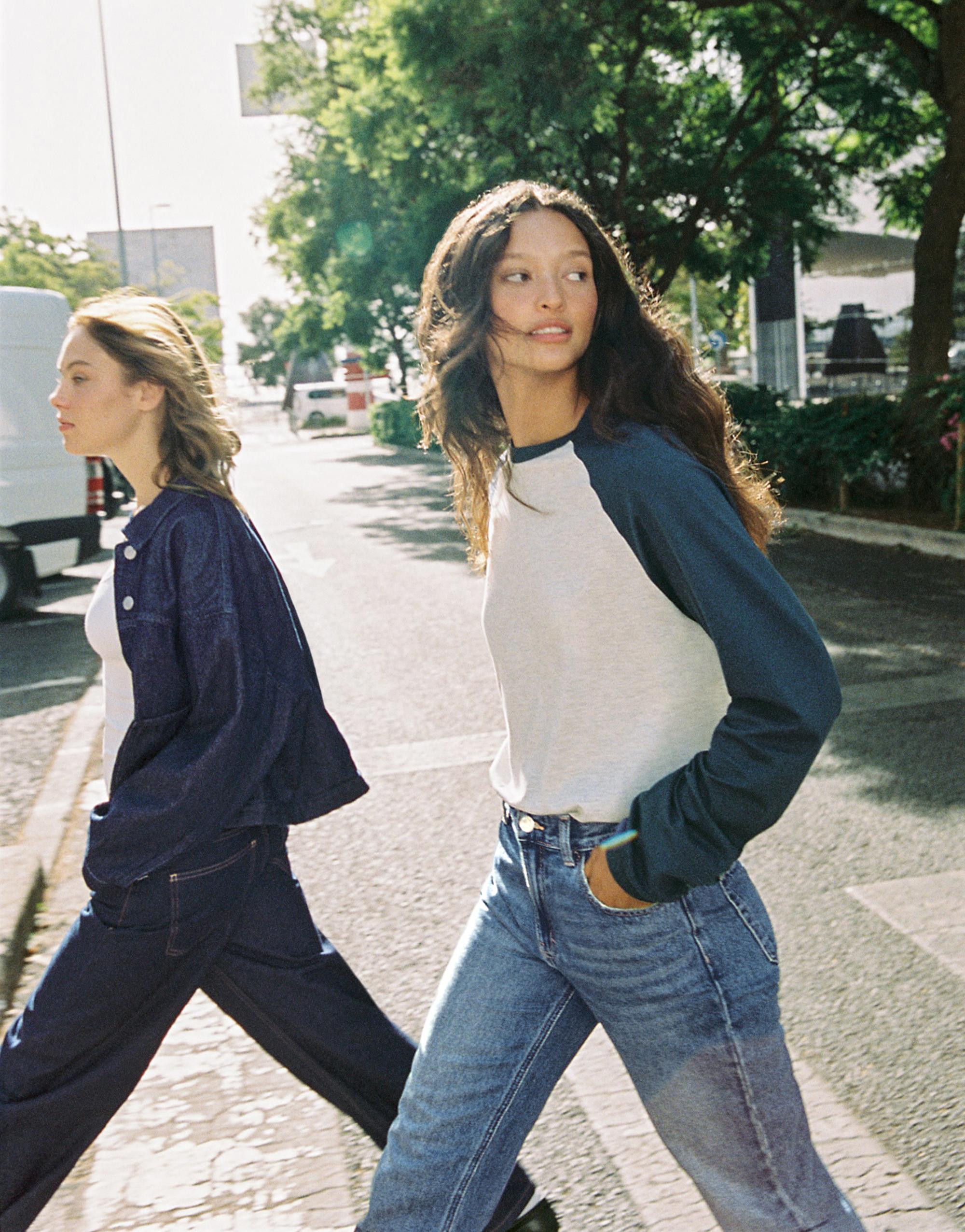 High-waist mom jeans — Medium blue