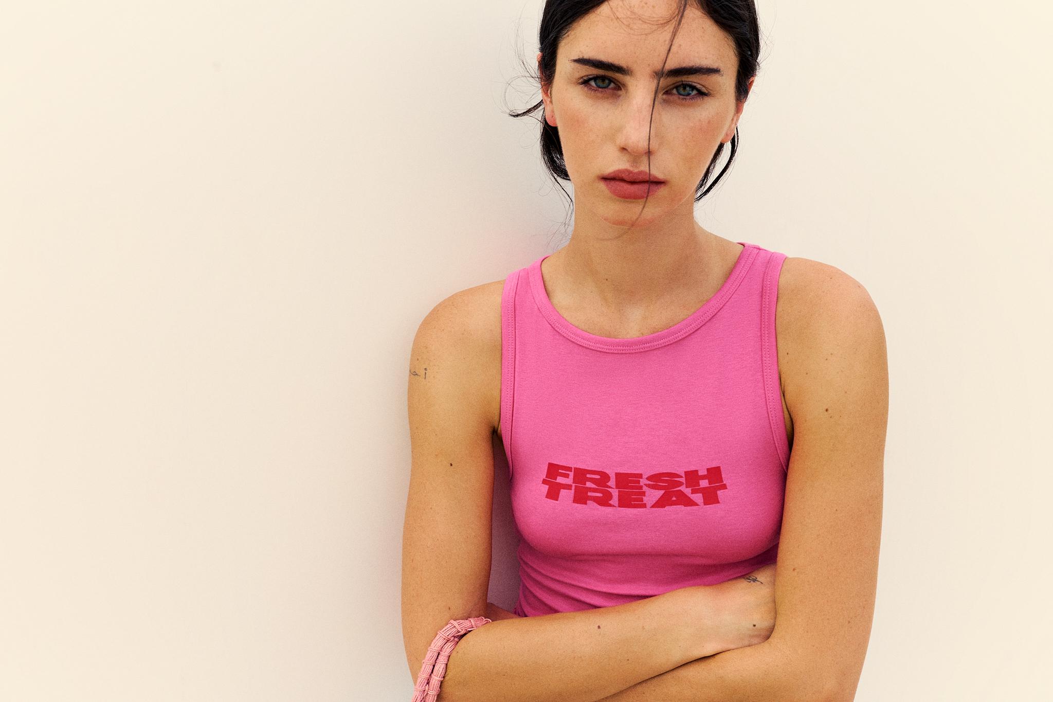 Pink graphic tank top — Pink