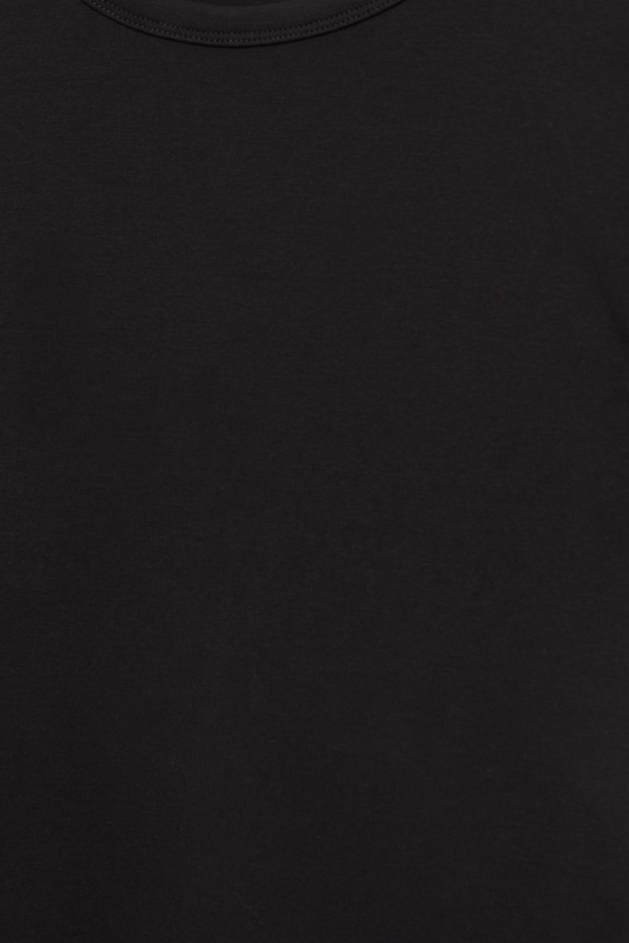 Fitted short sleeve T-shirt — Black