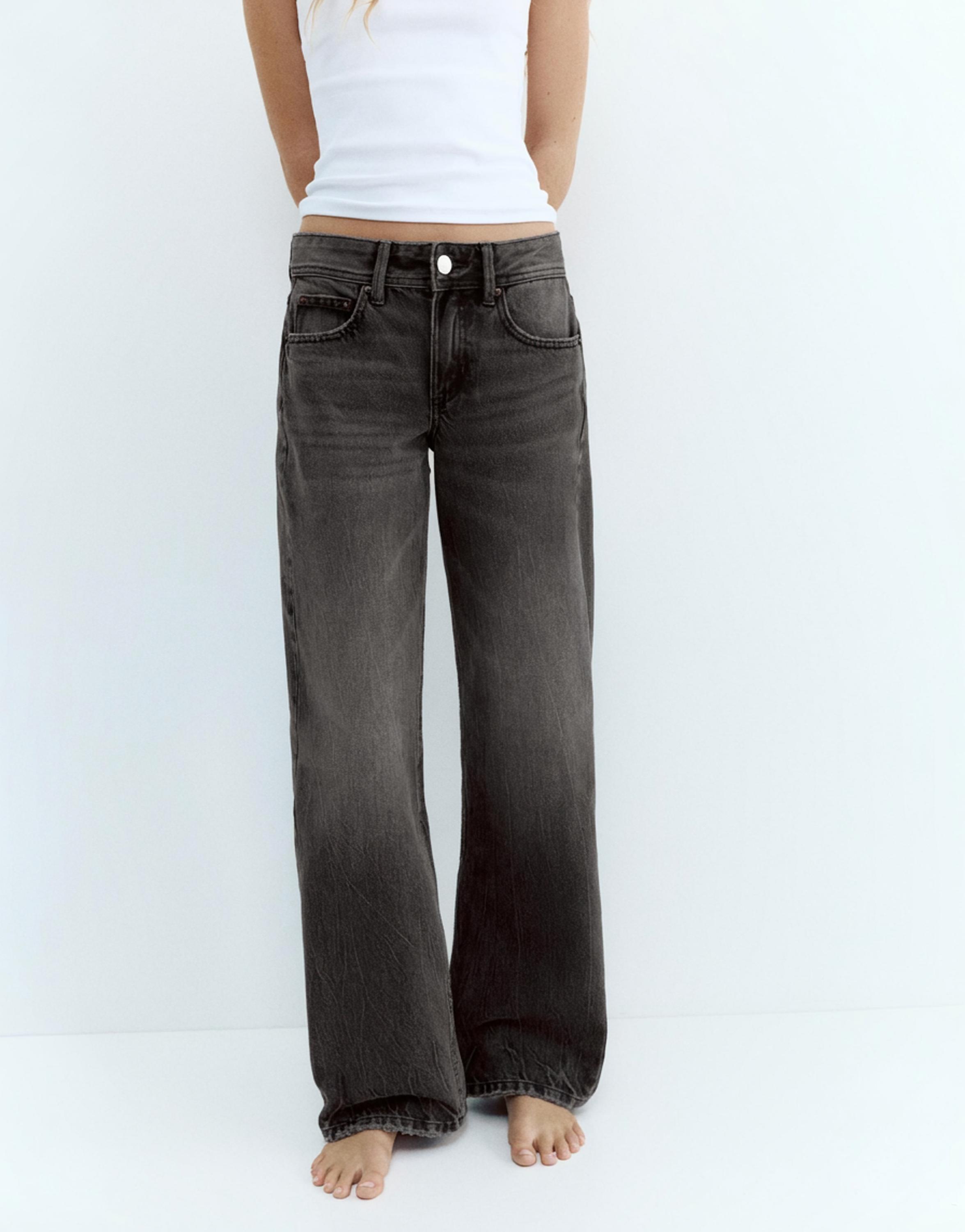 Low-rise straight-leg jeans — Black