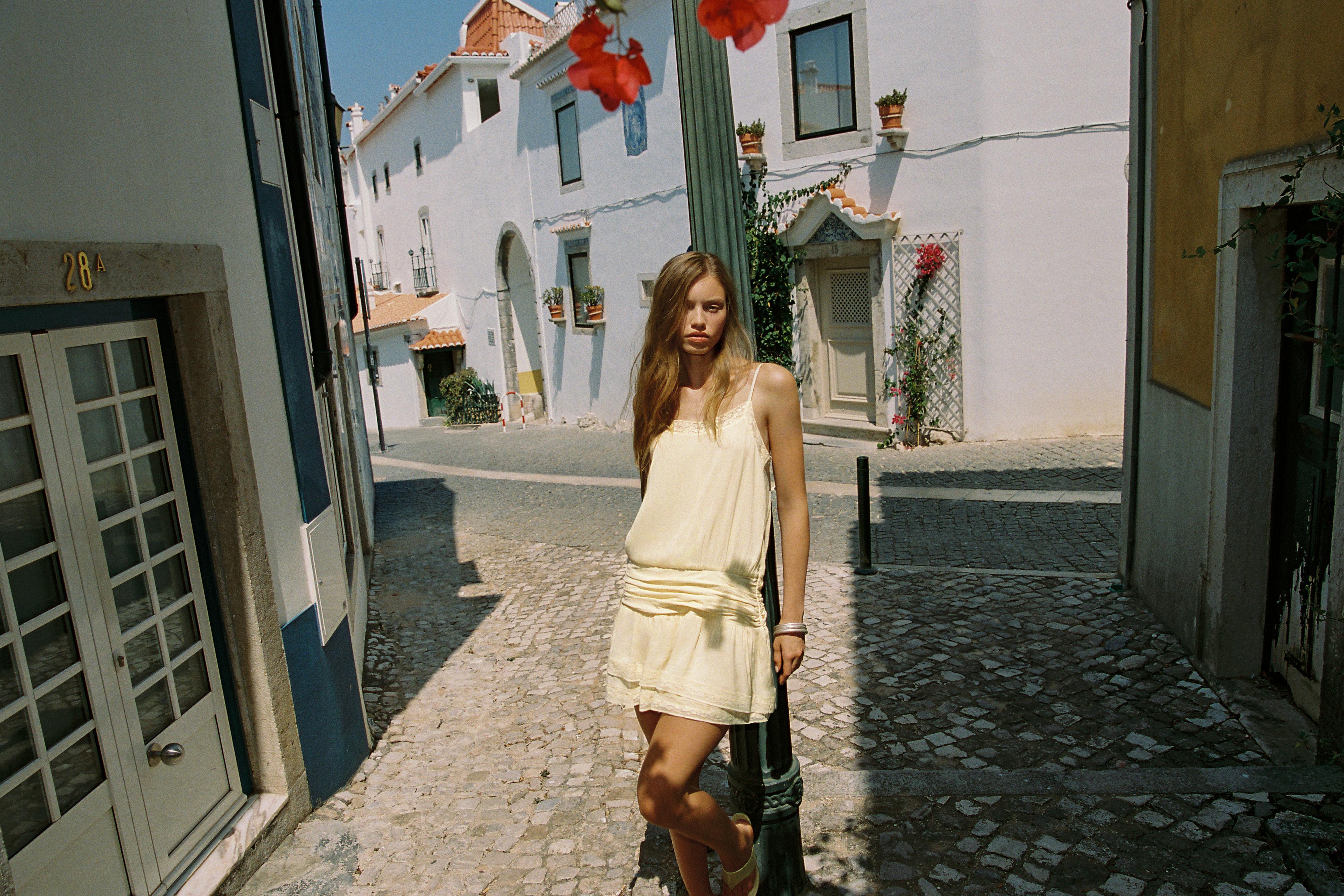 Short slip dress — Vanilla
