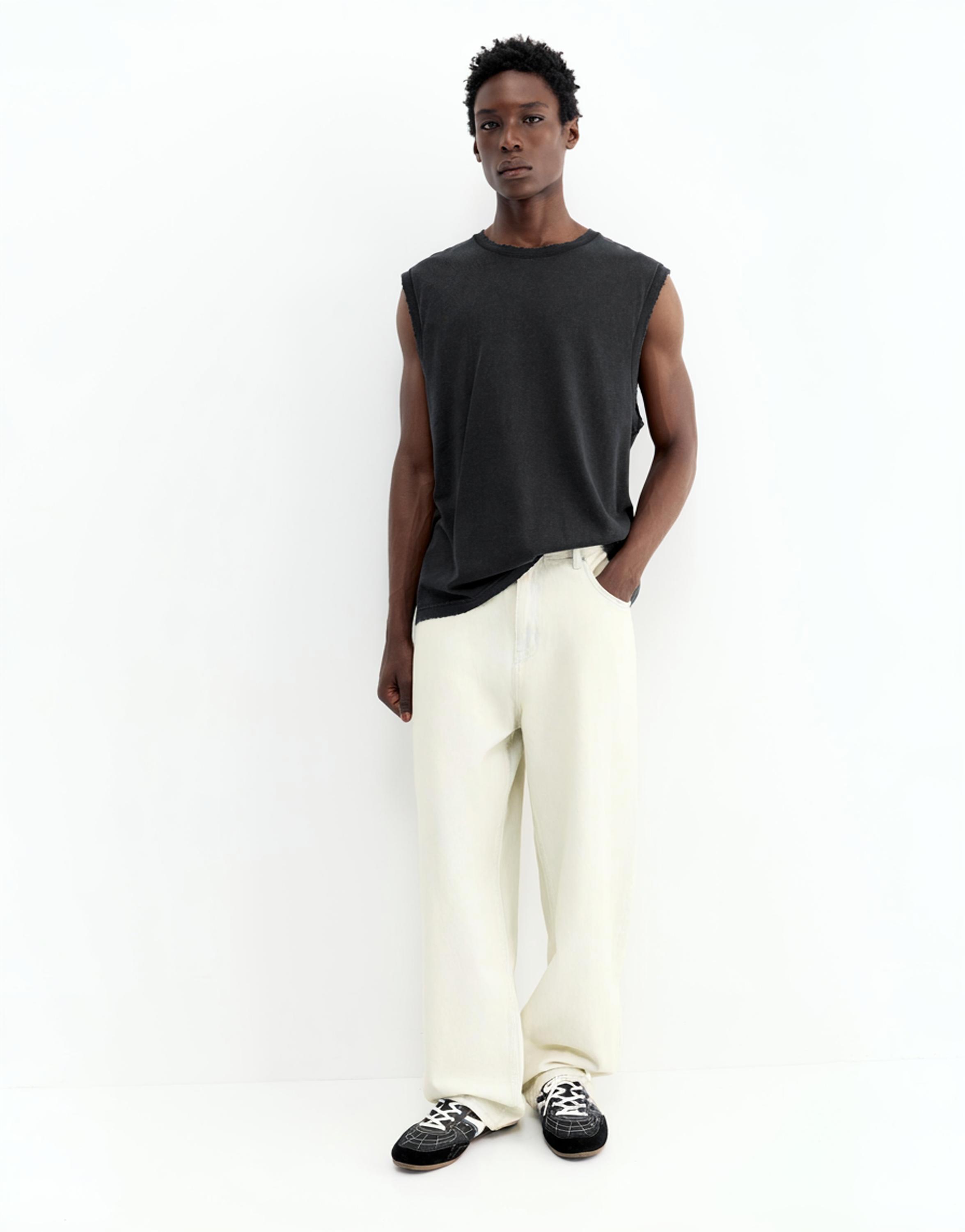 Strappy top — Black