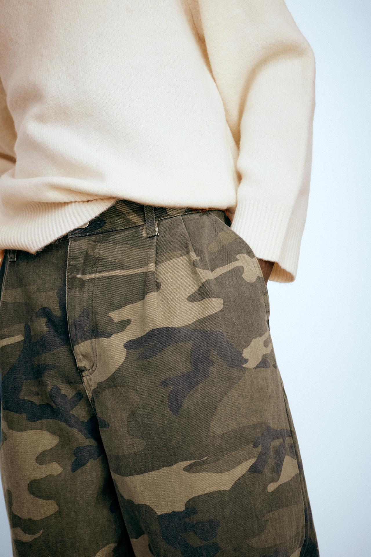 Printed baggy chino trousers — Hunting green