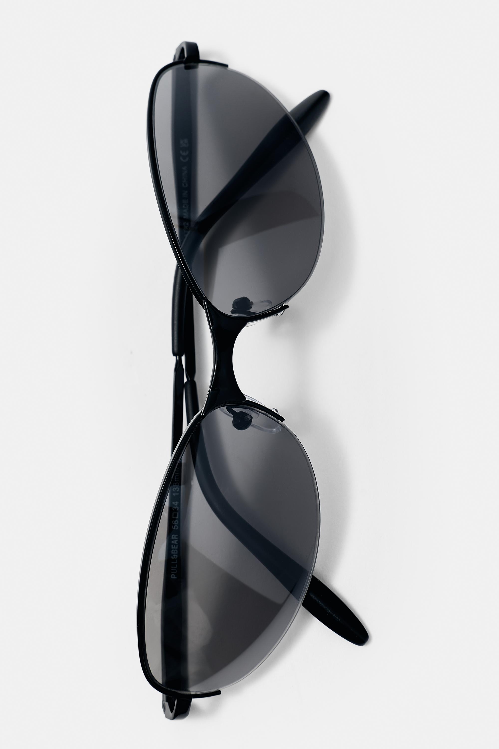Metallic oval sunglasses — Black